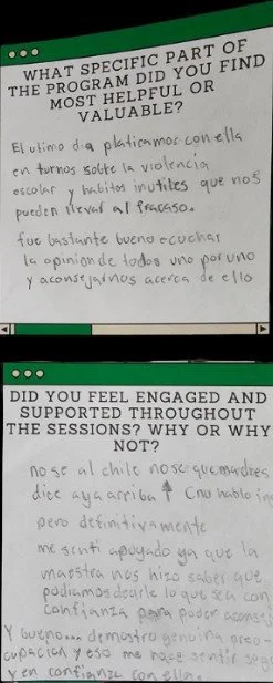 One anonymous handwritten feedback page in Spanish carrying two responses. Both transcriptions and English translations follow beside the image.