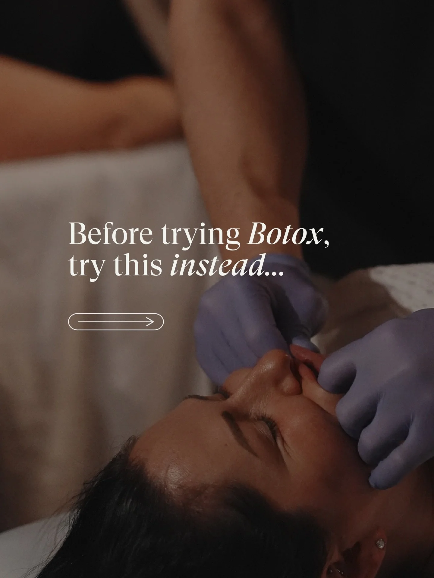 THE BUCCAL MASSAGE

An effective facial massage, targeting DEEP facial muscles, that serves to&hellip;

&rarr; LIFT
&rarr; SCULPT
&rarr; ADD DEFINITION
&rarr; RELEASE TENSION
&rarr; IMPROVE CIRCULATION

For a youthful, toned appearance with an added 