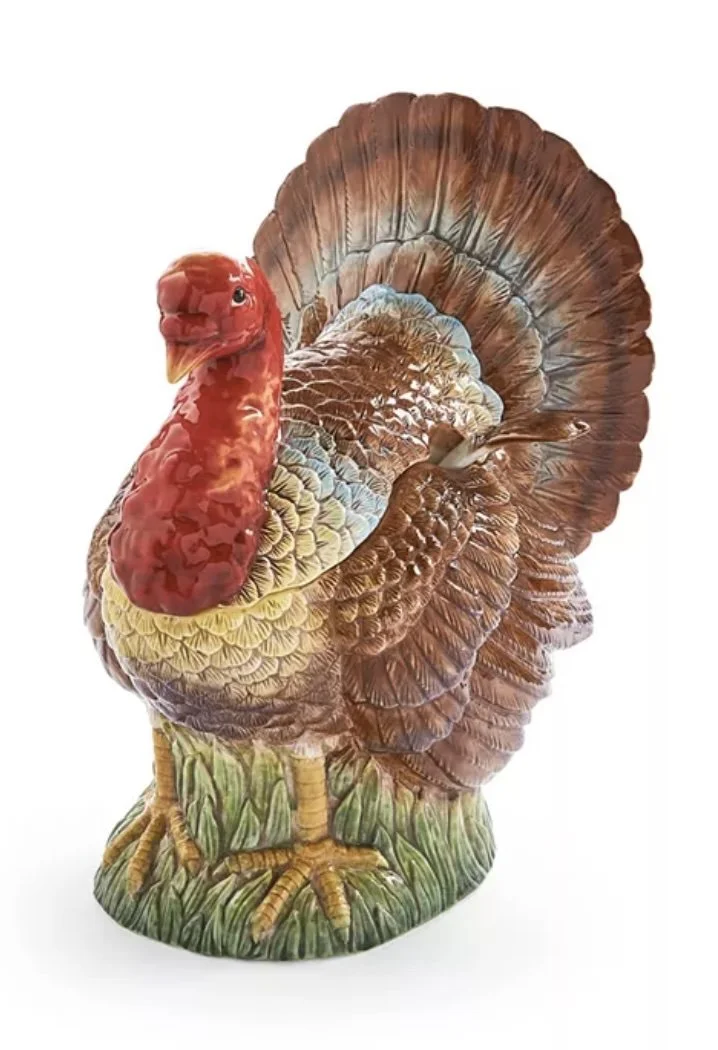 Spode turkey tureen in hand-painted ceramic. A bold Thanksgiving centerpiece that pairs beautifully with blue and white china and traditional holiday tablescapes.