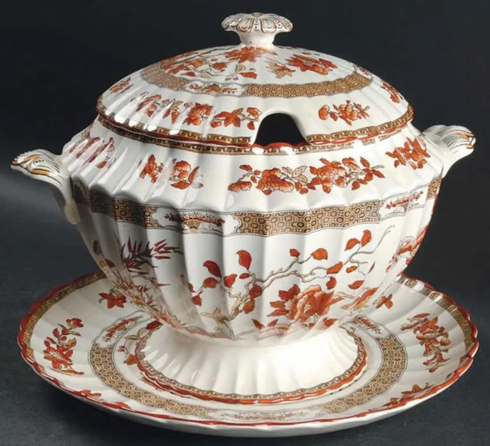 Spode Indian Tree tureen in rust orange with floral pattern. A classic collectible china pattern perfect for fall entertaining and Thanksgiving tables.