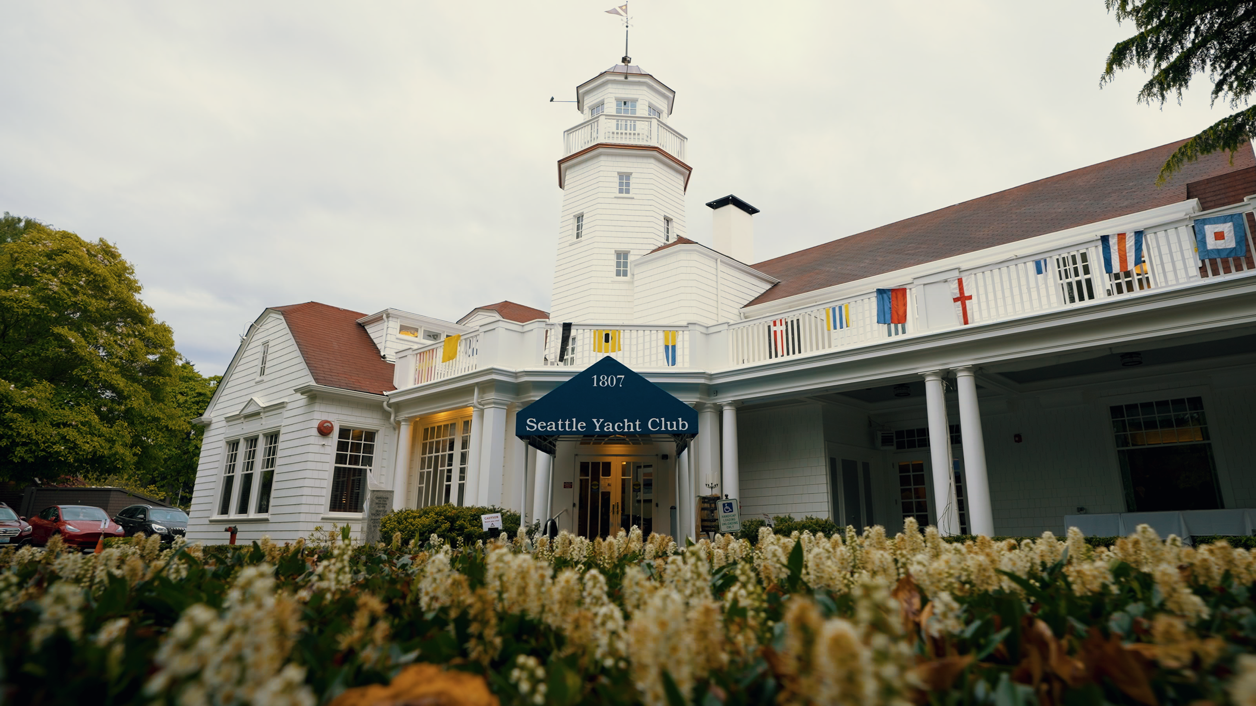 SEATTLE YACHT CLUB