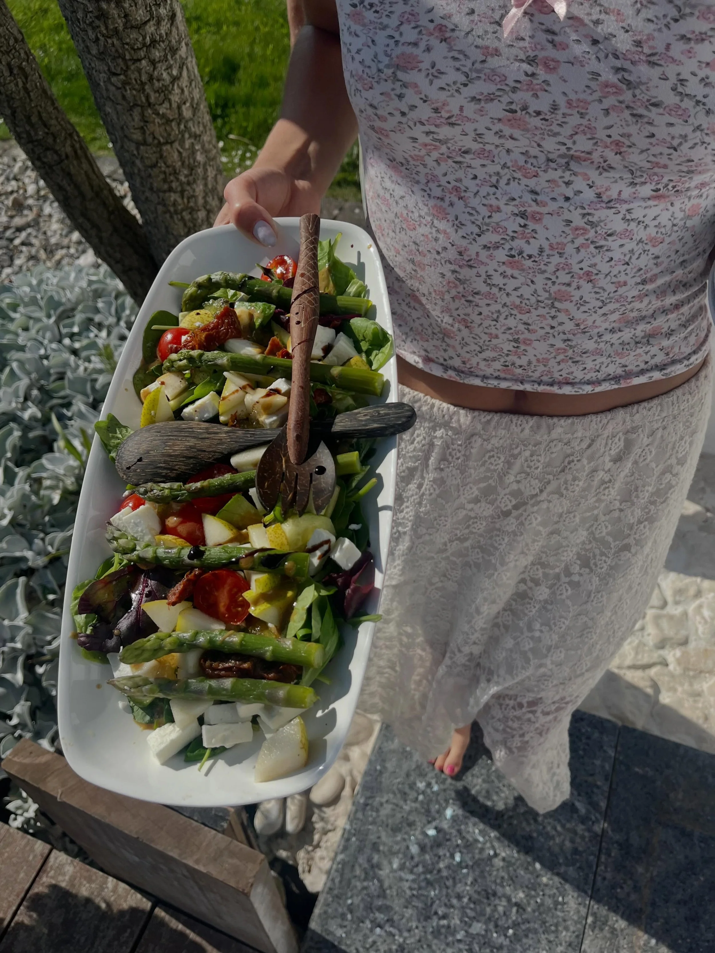 Good food, good company and the sunshine can do a lot for the soul