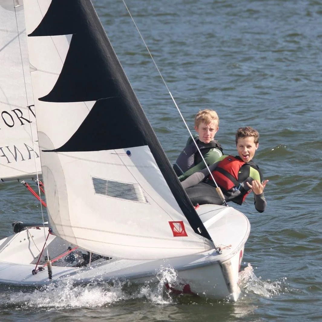 420 Sailing in the Hood River Marina
