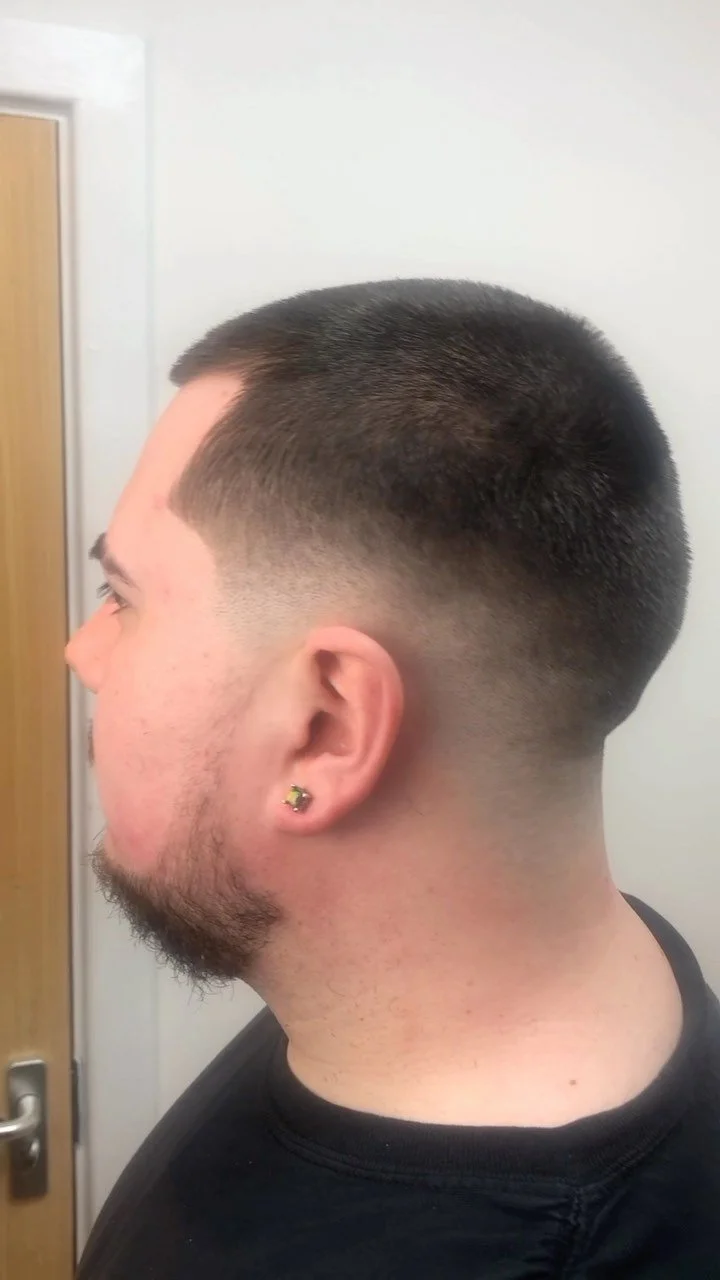 The smile at the end is what it’s all about!
#barber #barbershop #barberlife #haircut #menshair #skinfade #hairstyles #wahl #gamma #tpob #andis #welshbarber #britishbarber #fade #flintshire #flintshirebarbers #smallbusinessuk