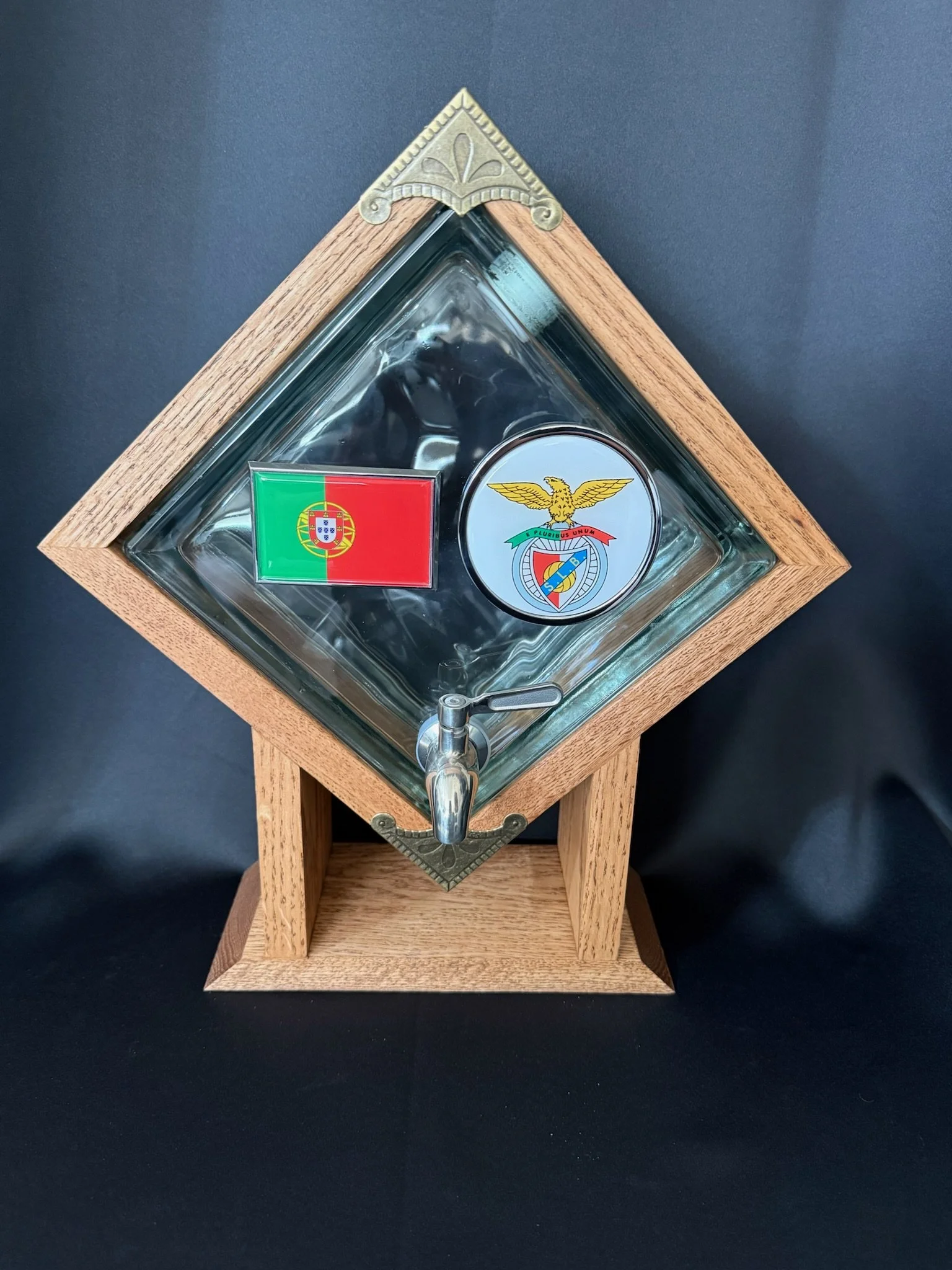 Portuguese flag-S.L Benfica.JPG