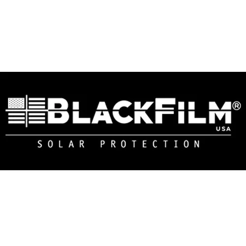 Logotipo de Blackfilm USA que representa protección solar