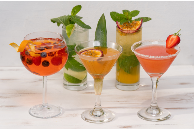 Cocktail Bar Mobile Bartending Service (Small Gathering)