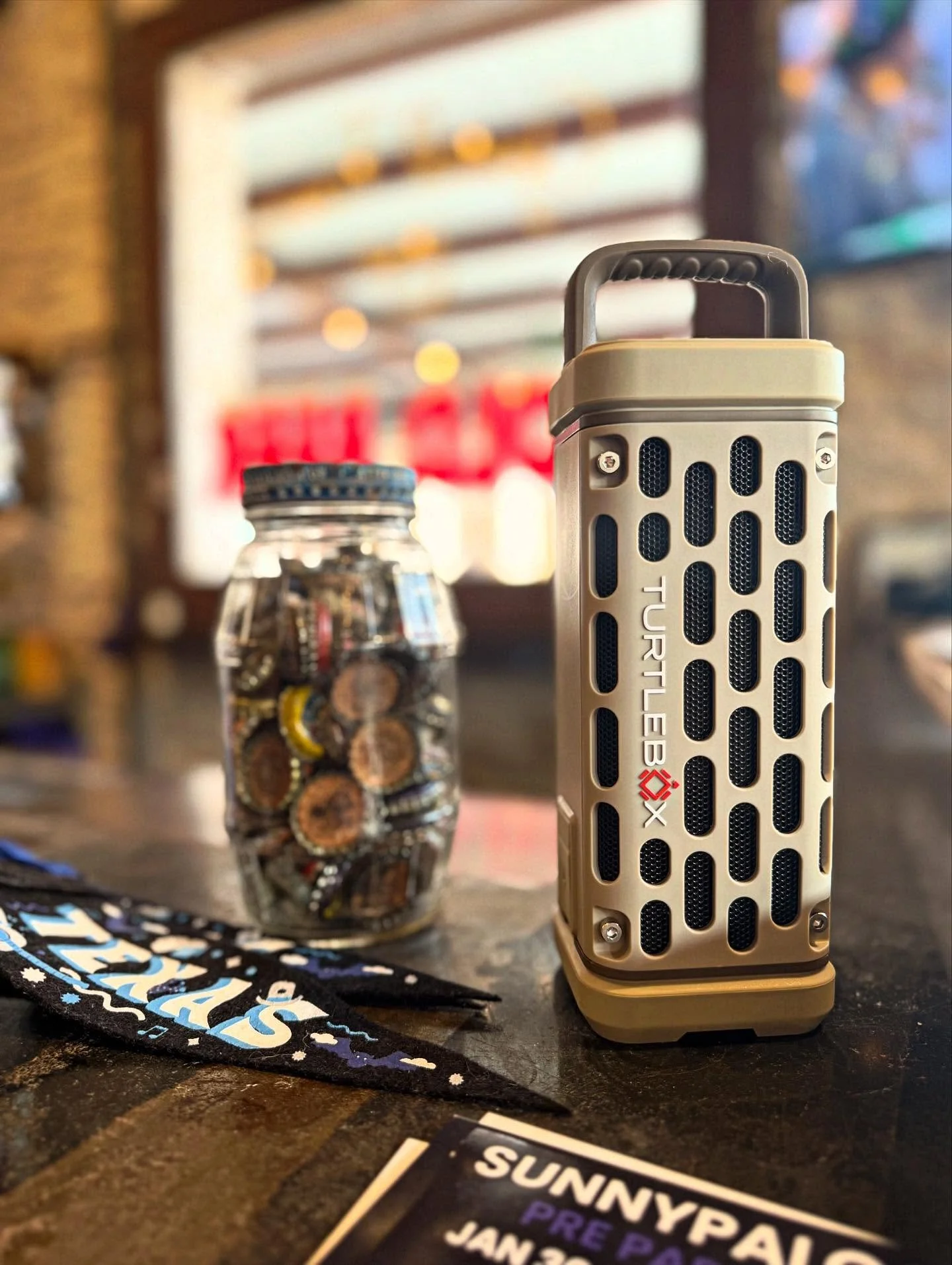 Bottle caps and boom boxes 🥁🍻