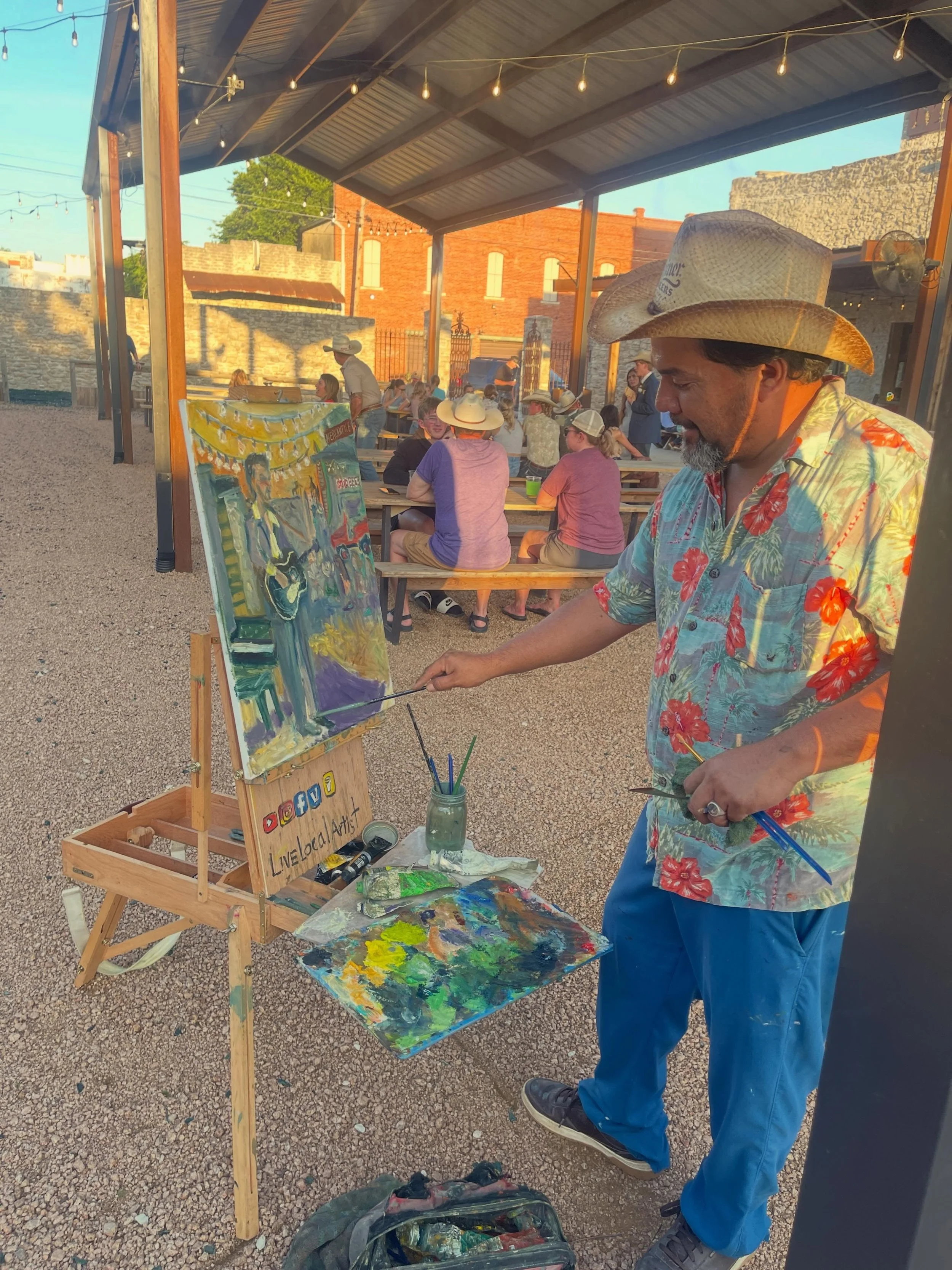 Saturday night in Hico 🎨