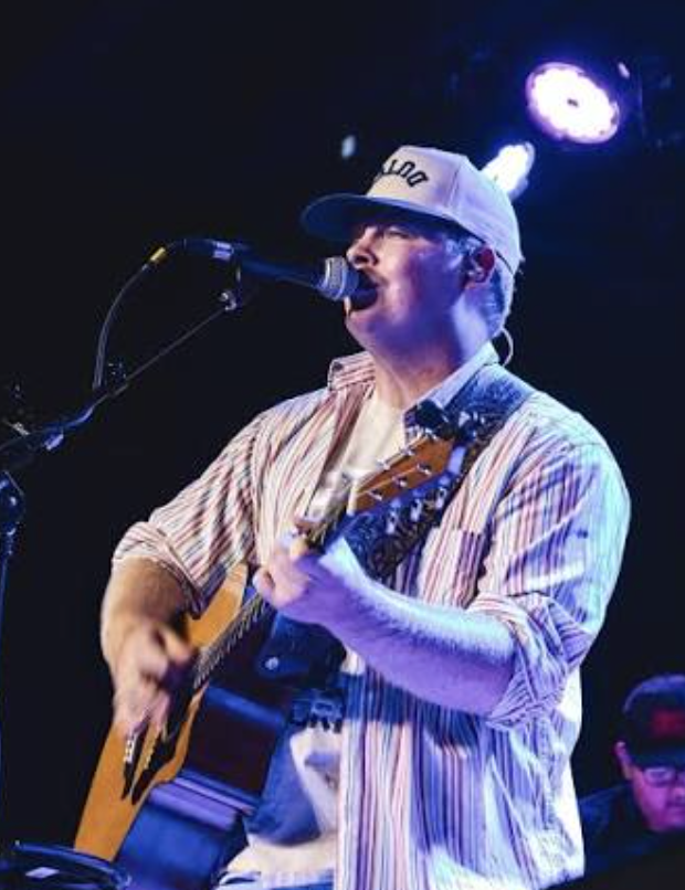 LIVE MUSIC: CARSON VANGUNDY