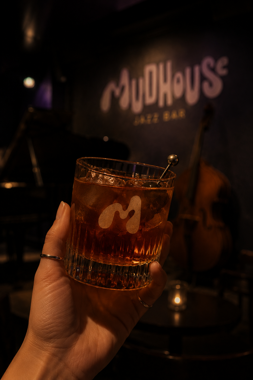 Mudhouse mockup glass.png