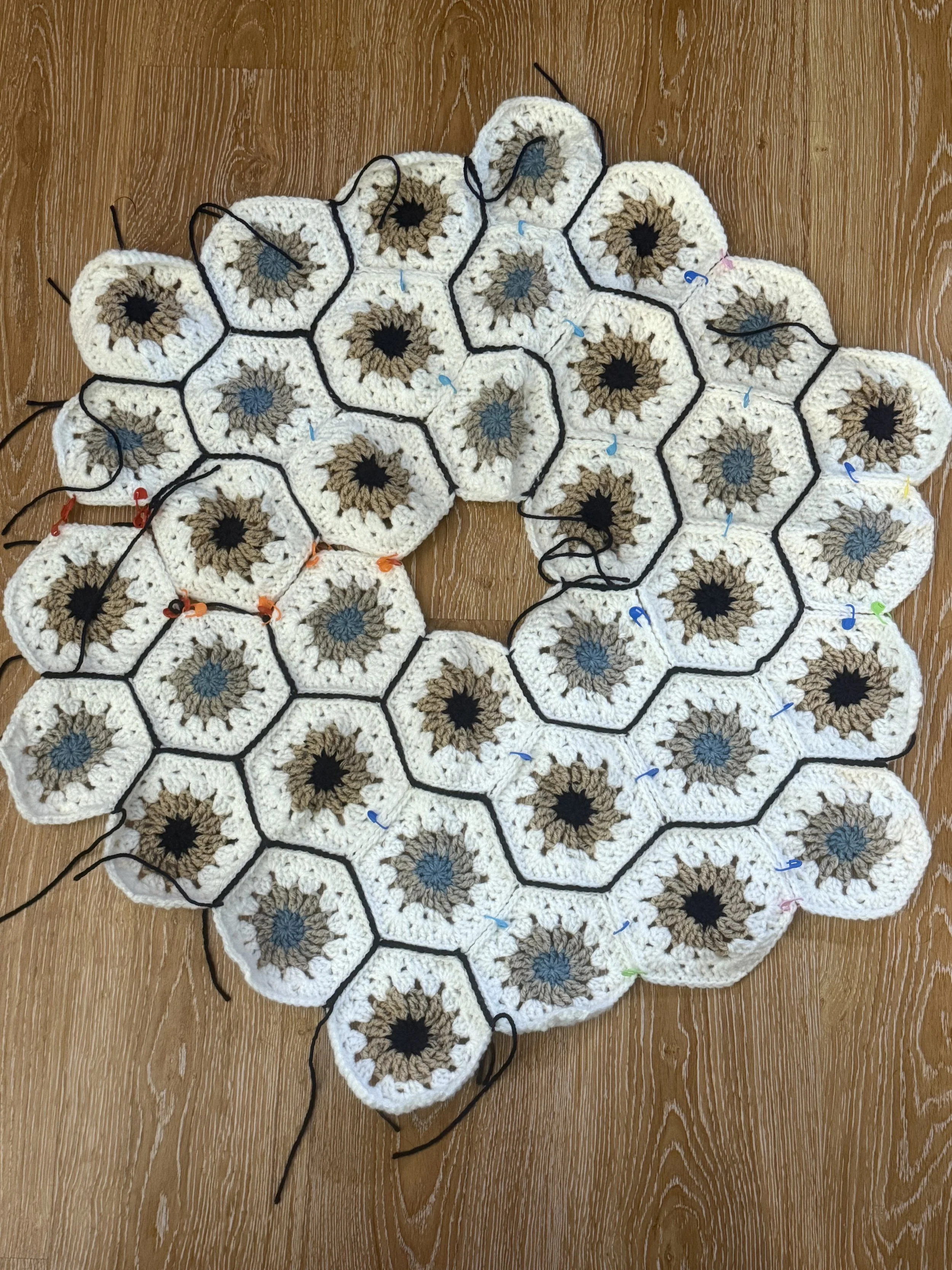 Christmas tree skirt update!
