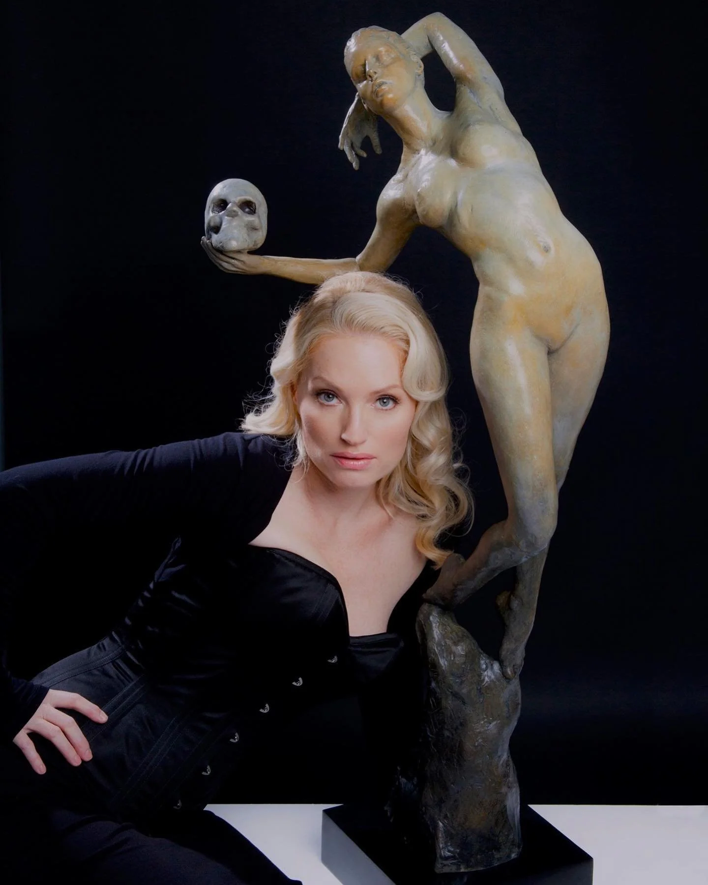 Sculptor OCEANA RAIN STUART