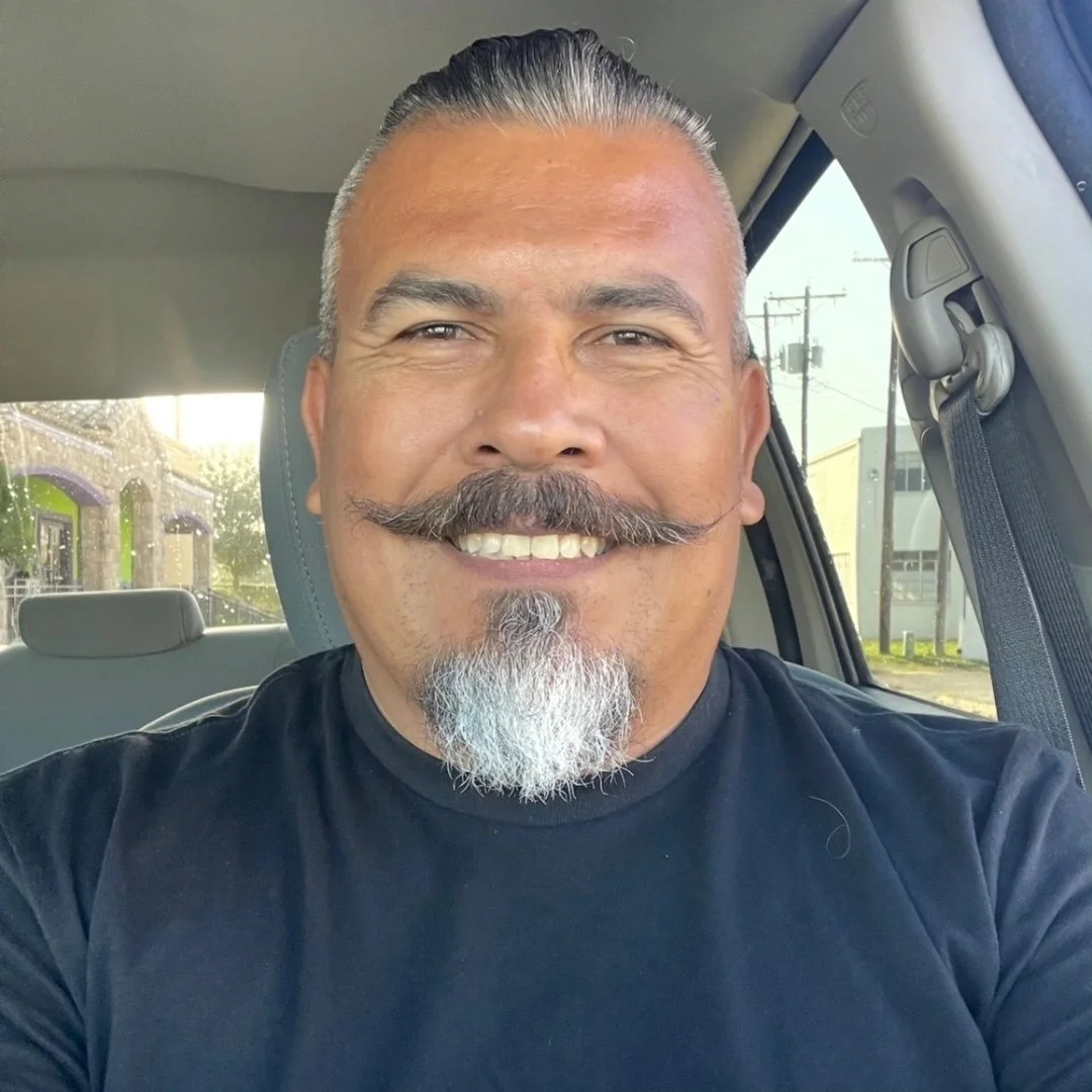 Sculptor Enrique Del Angel