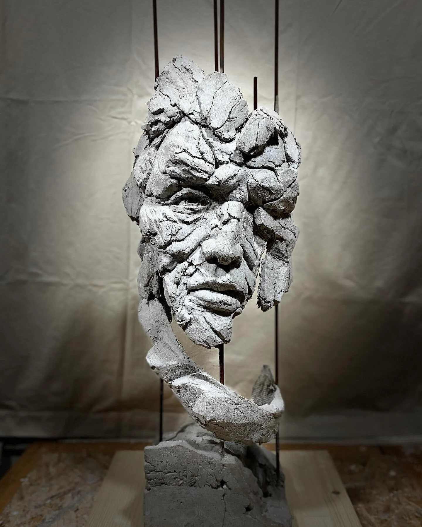 evdokimov.sculpture__2025-06-09T214629.000Z_2.jpg