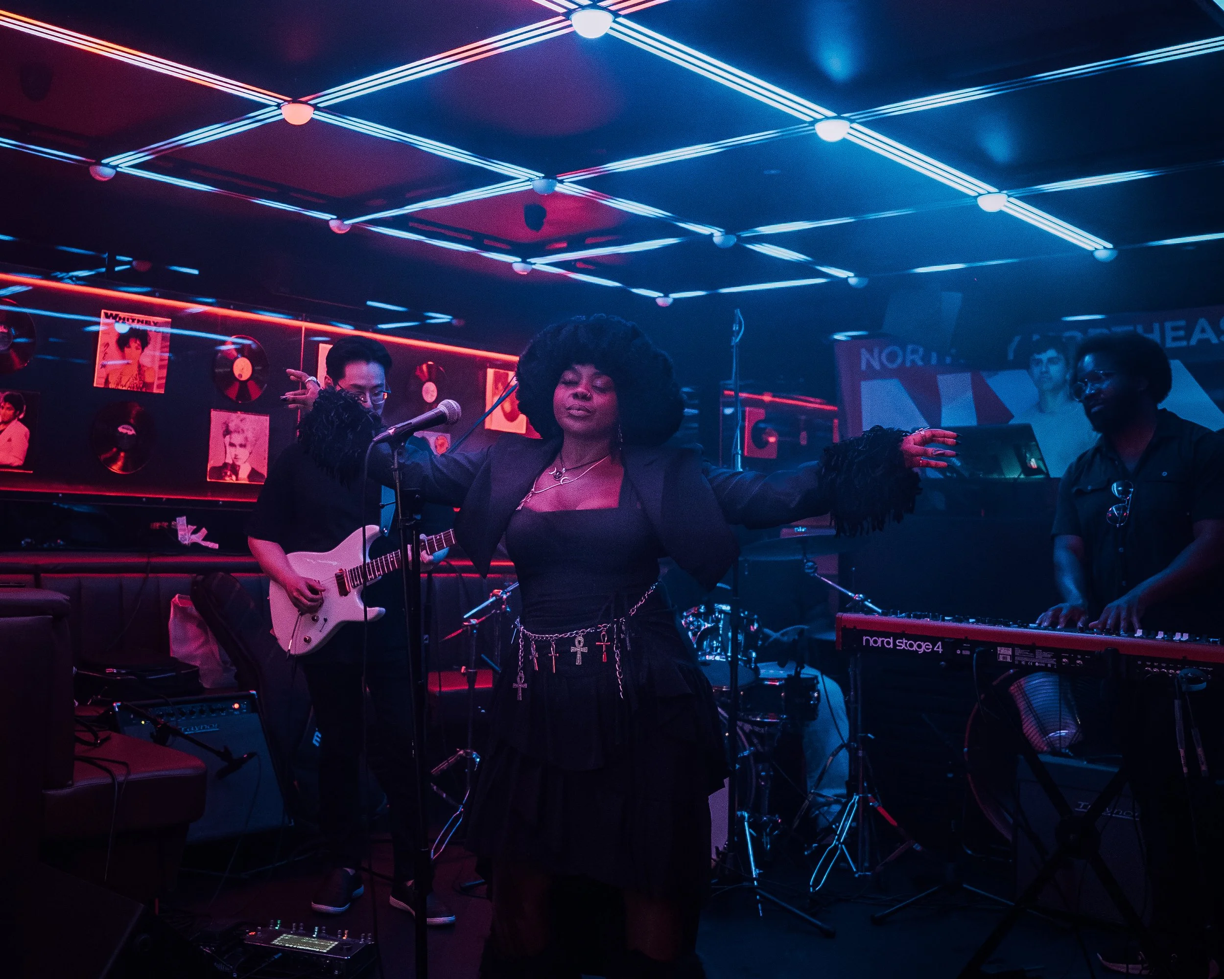 VALNTNA @ Infinity Room - June 11-10.jpg