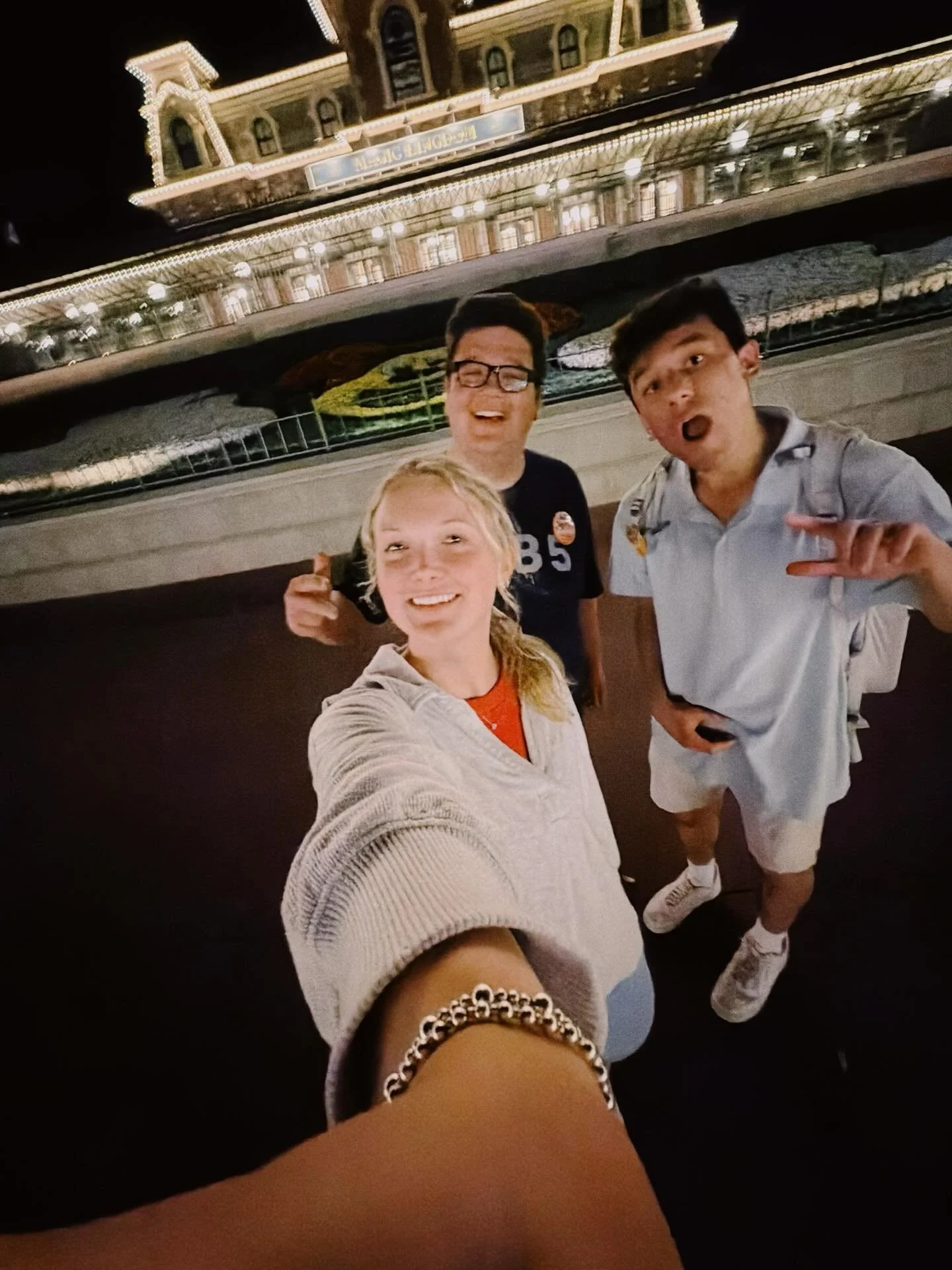 Pluto is a man&rsquo;s best friend 🐾 #disneyworld #pluto