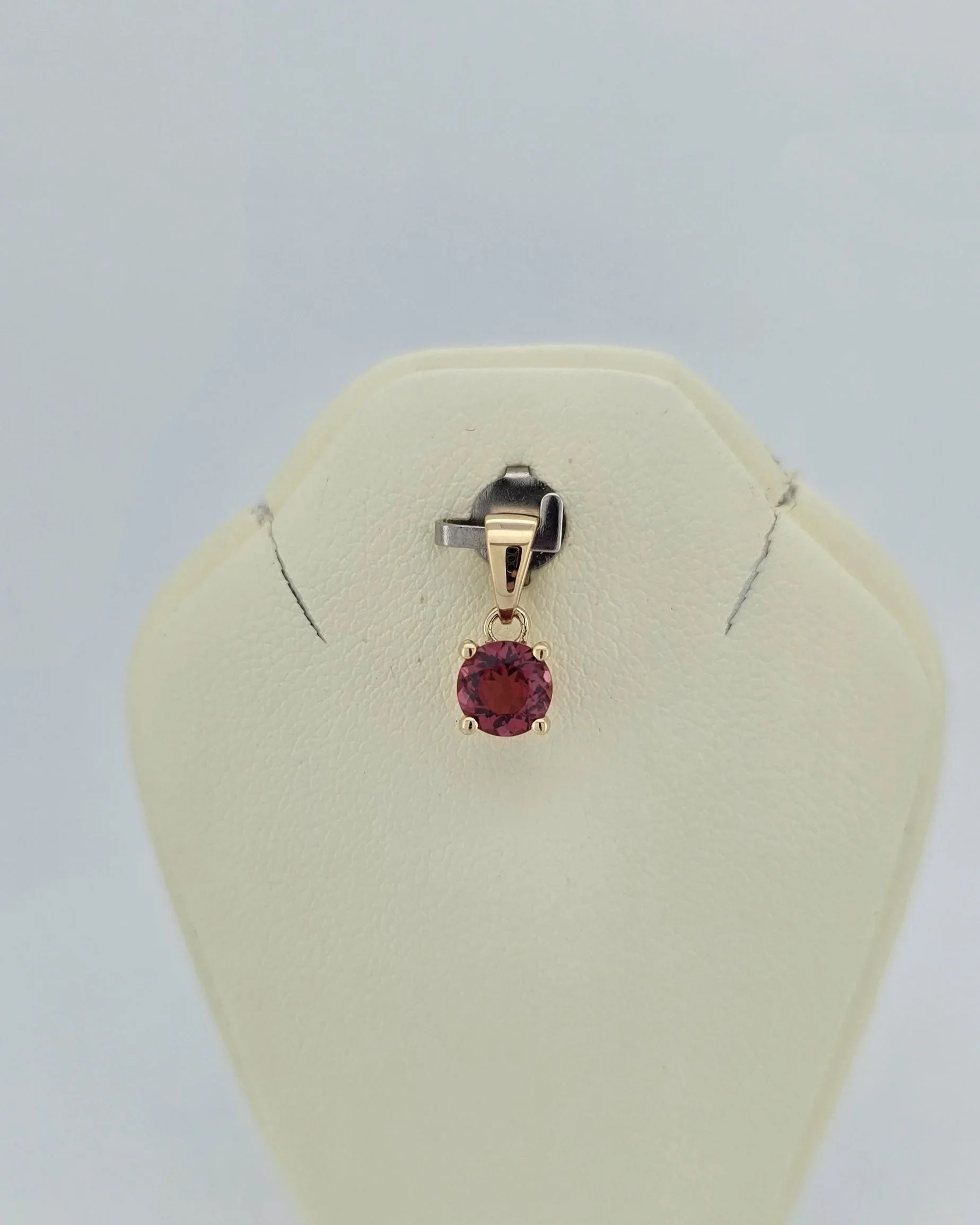 9ct Yellow Gold October Birthstone Pendant with Tourmaline