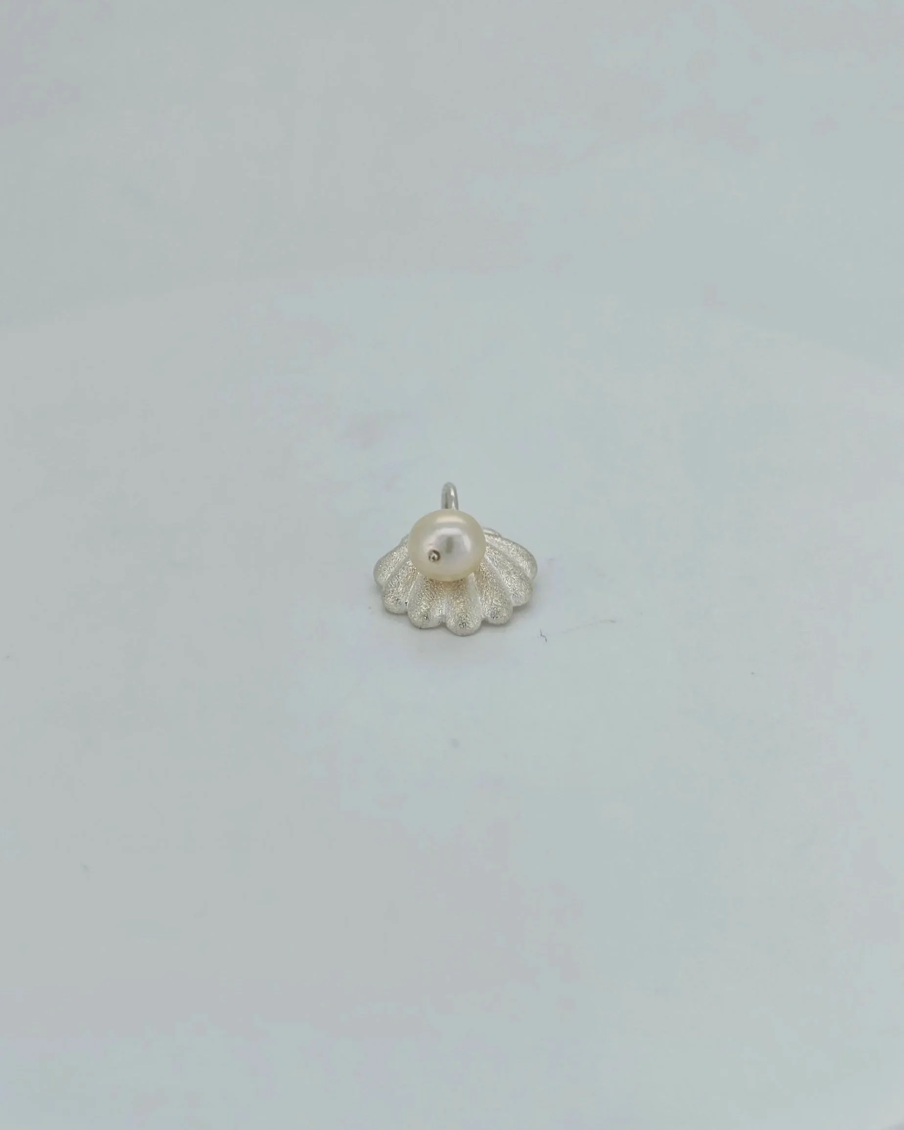 Sterling Silver Scallop Pendant with Freshwater Pearl