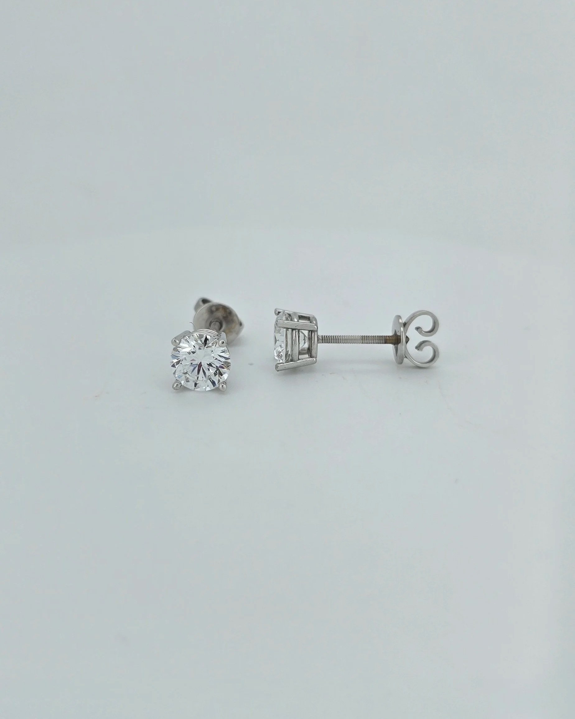 18ct White Gold Lab Diamond Studs