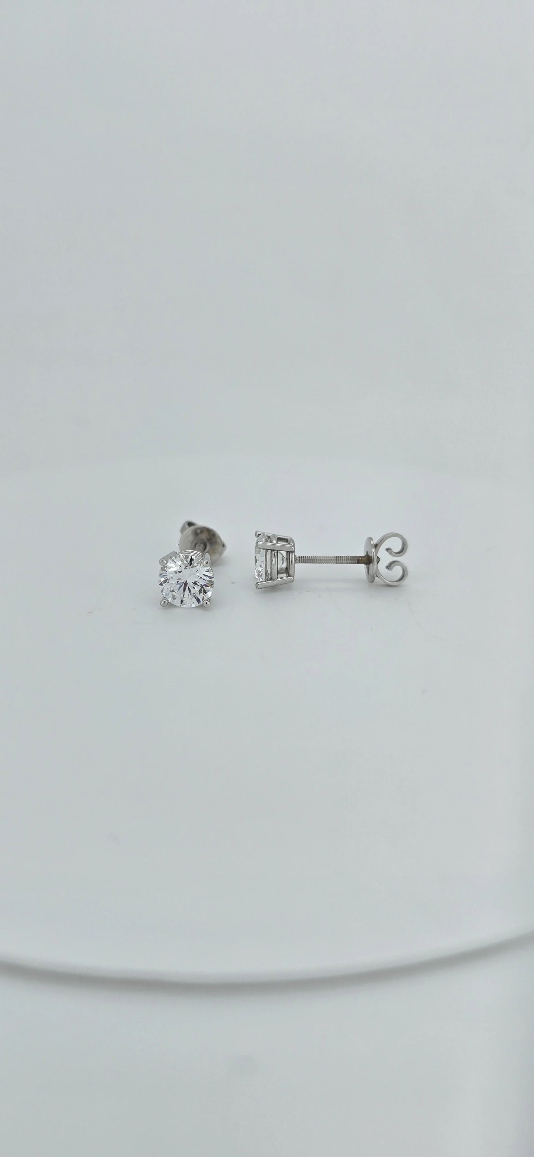 18ct White Gold Lab Diamond Studs
