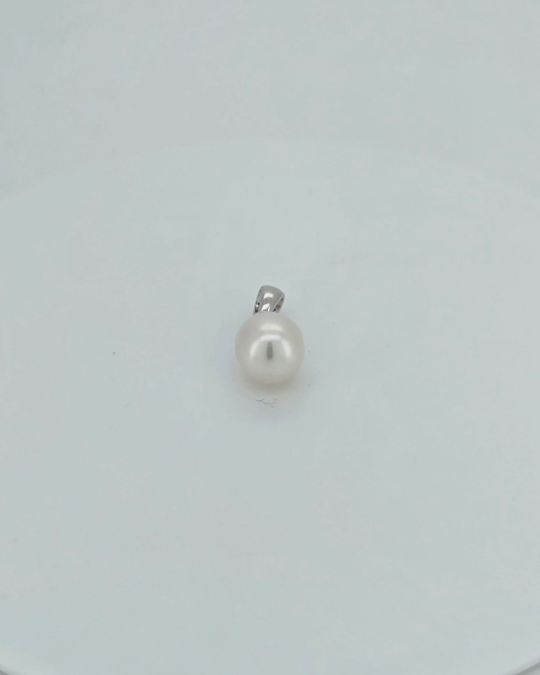Sterling Silver Pearl Drop Pendant