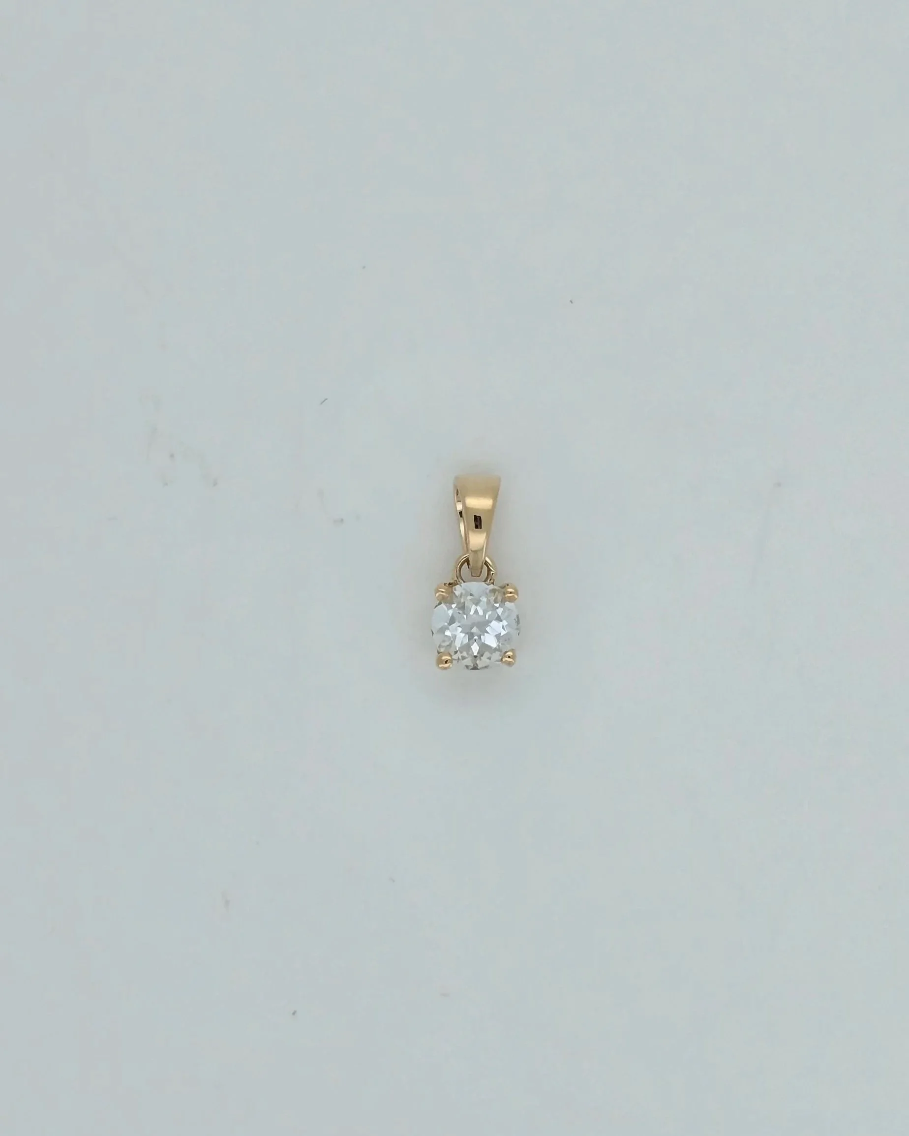 9ct Gold Aquamarine March Birthstone Pendant