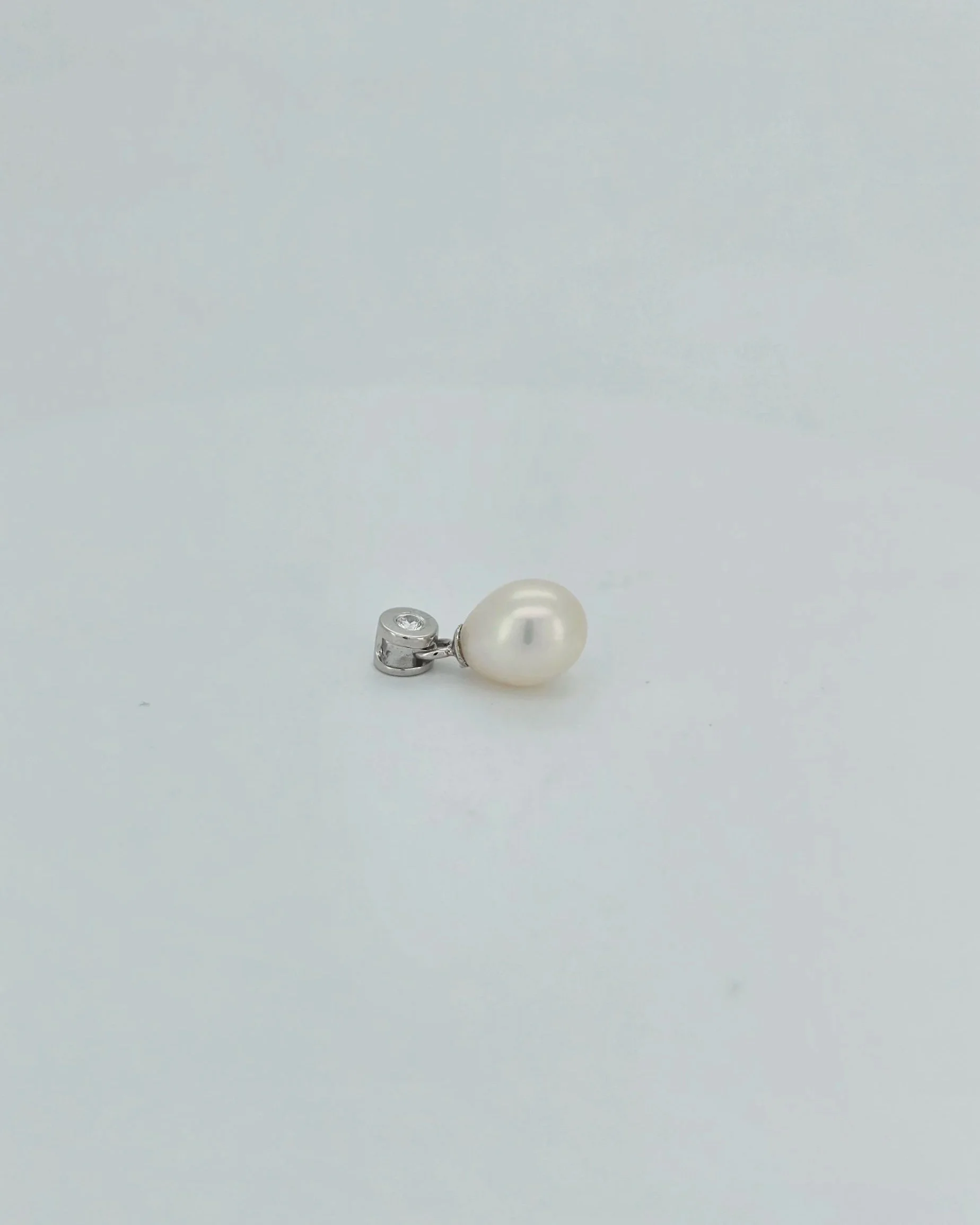 Sterling Silver Pearl Drop Pendant
