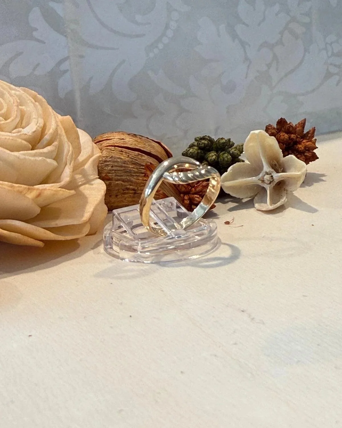 9ct Yellow gold ring