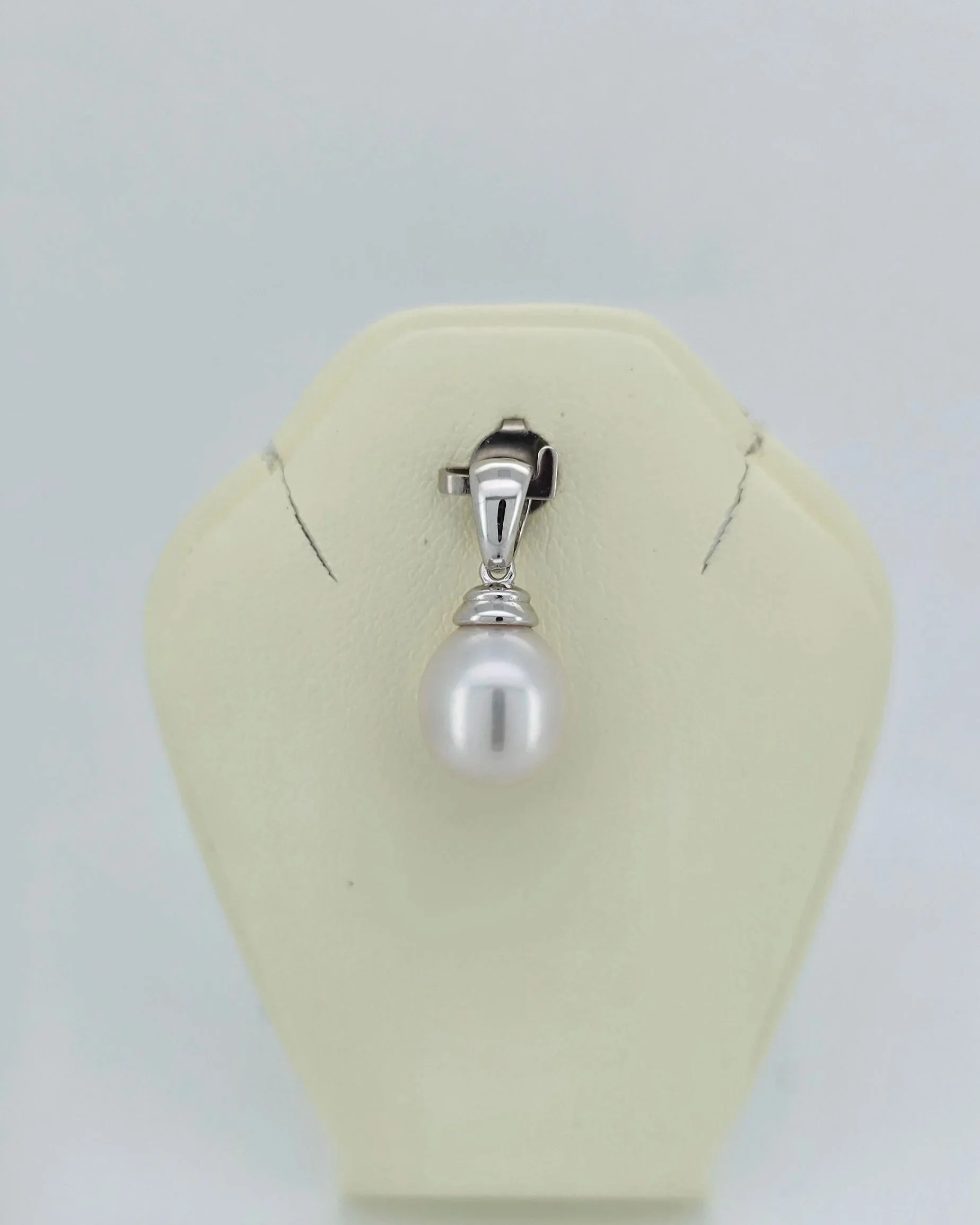 Sterling Silver Pearl Drop Pendant