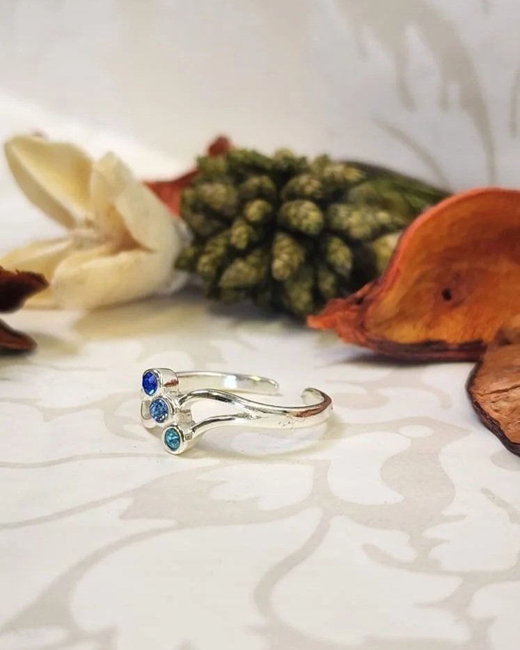 Silver toe ring
