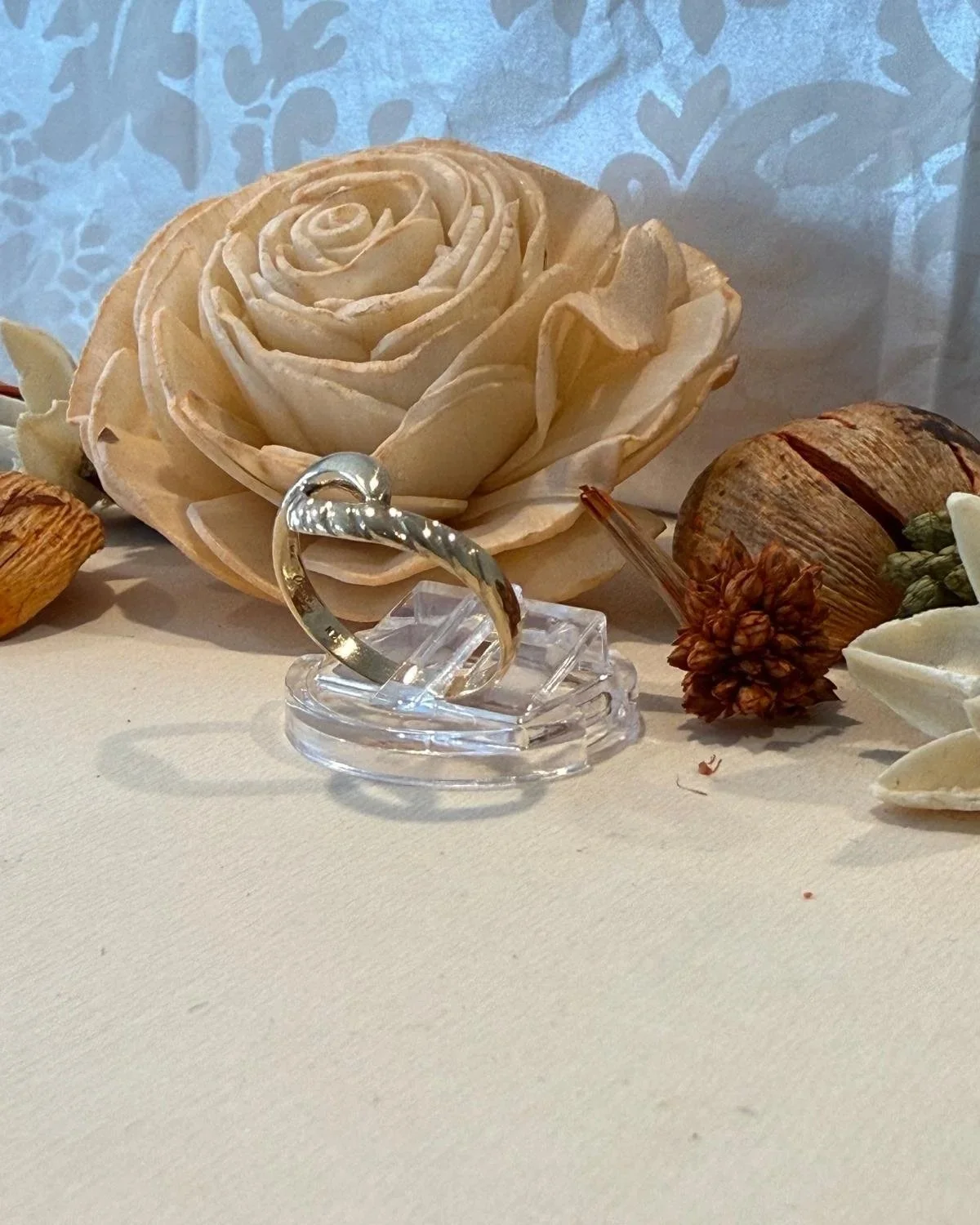 9ct Yellow gold ring