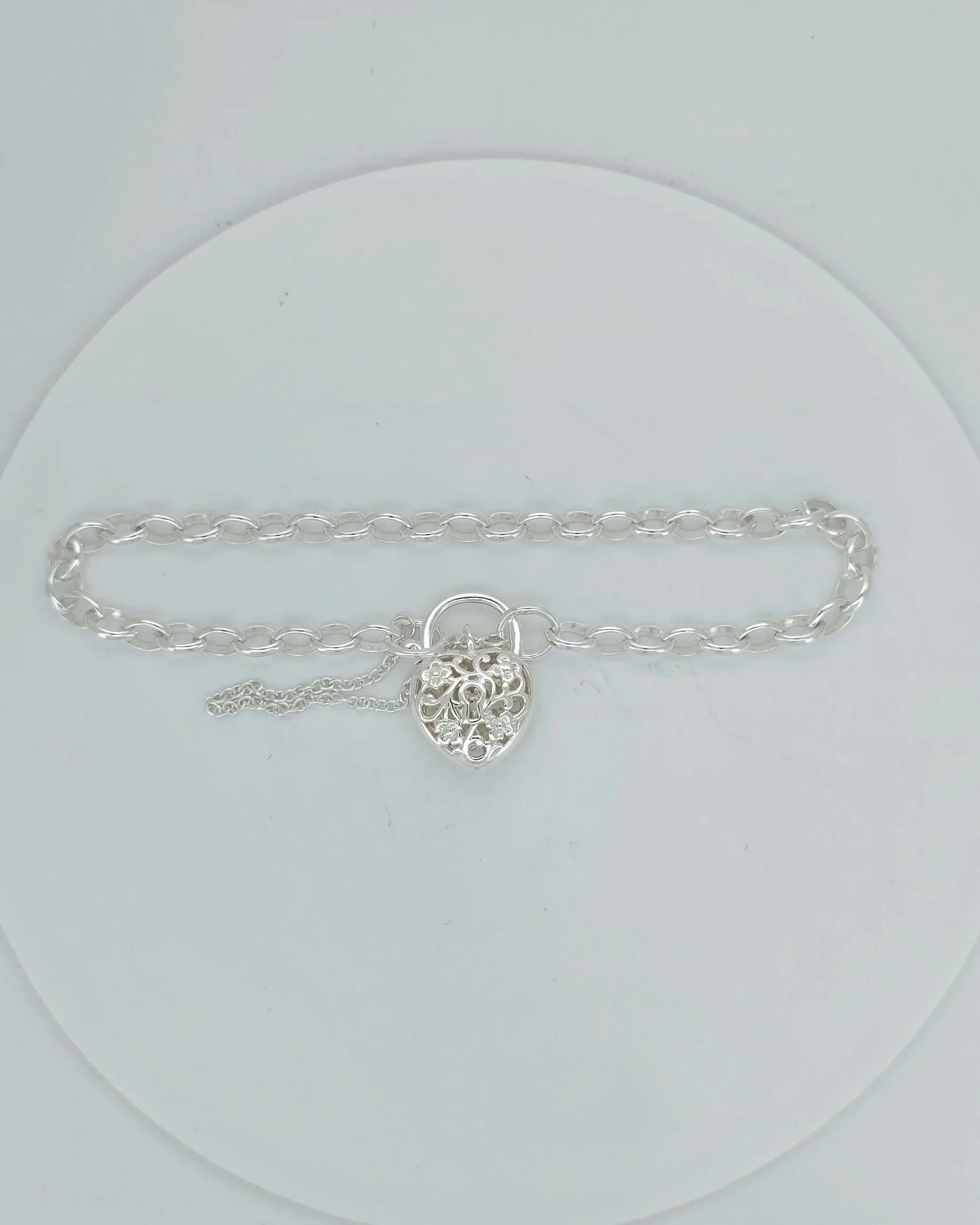Sterling Silver Oval Belcher Bracelet with Filigree Padlock