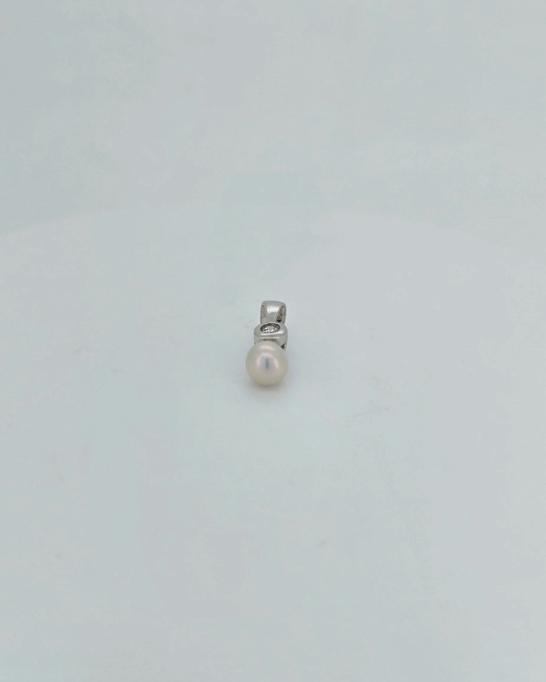 Sterling Silver Pearl Pendant