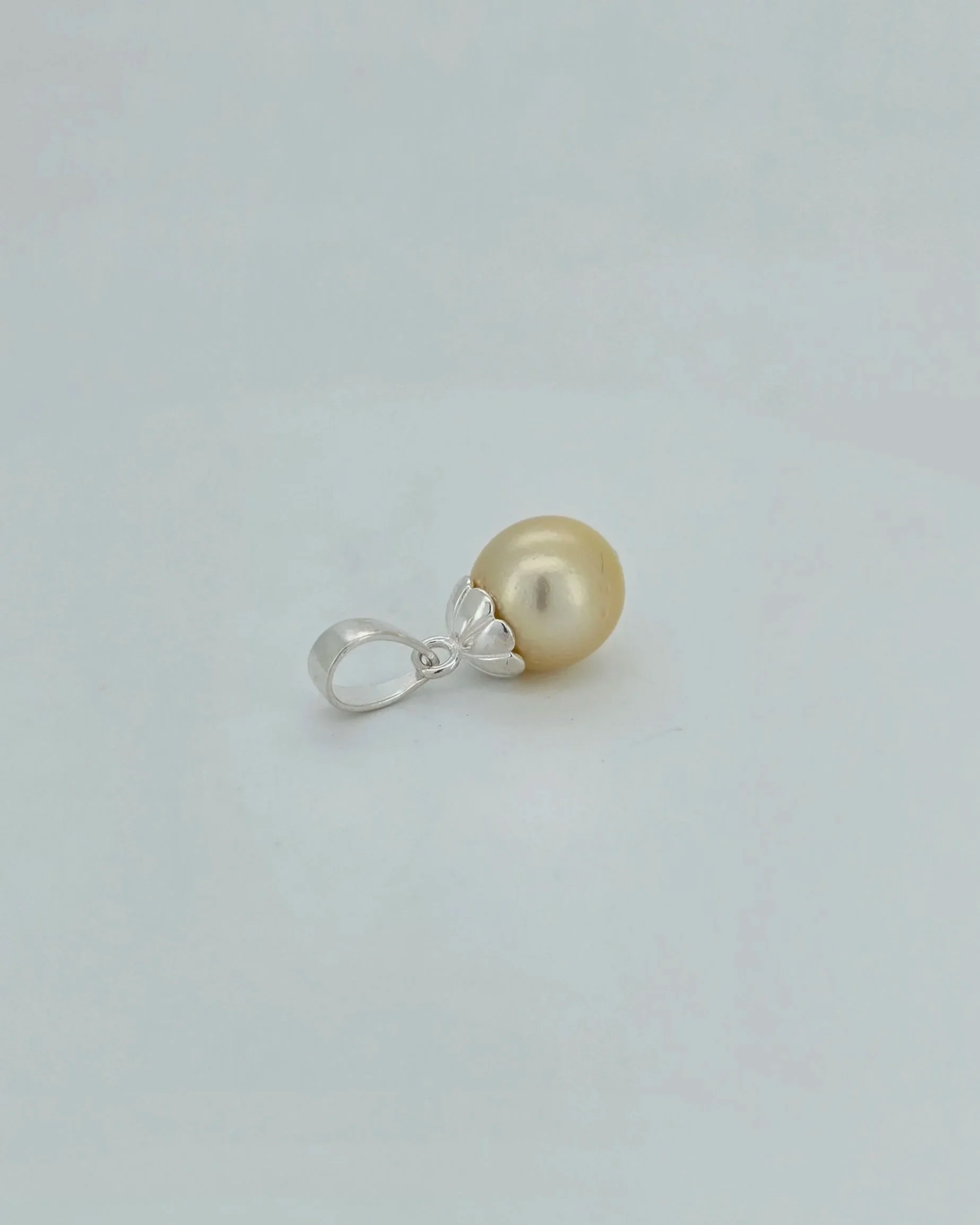 Sterling Silver South Sea Pearl Pendant