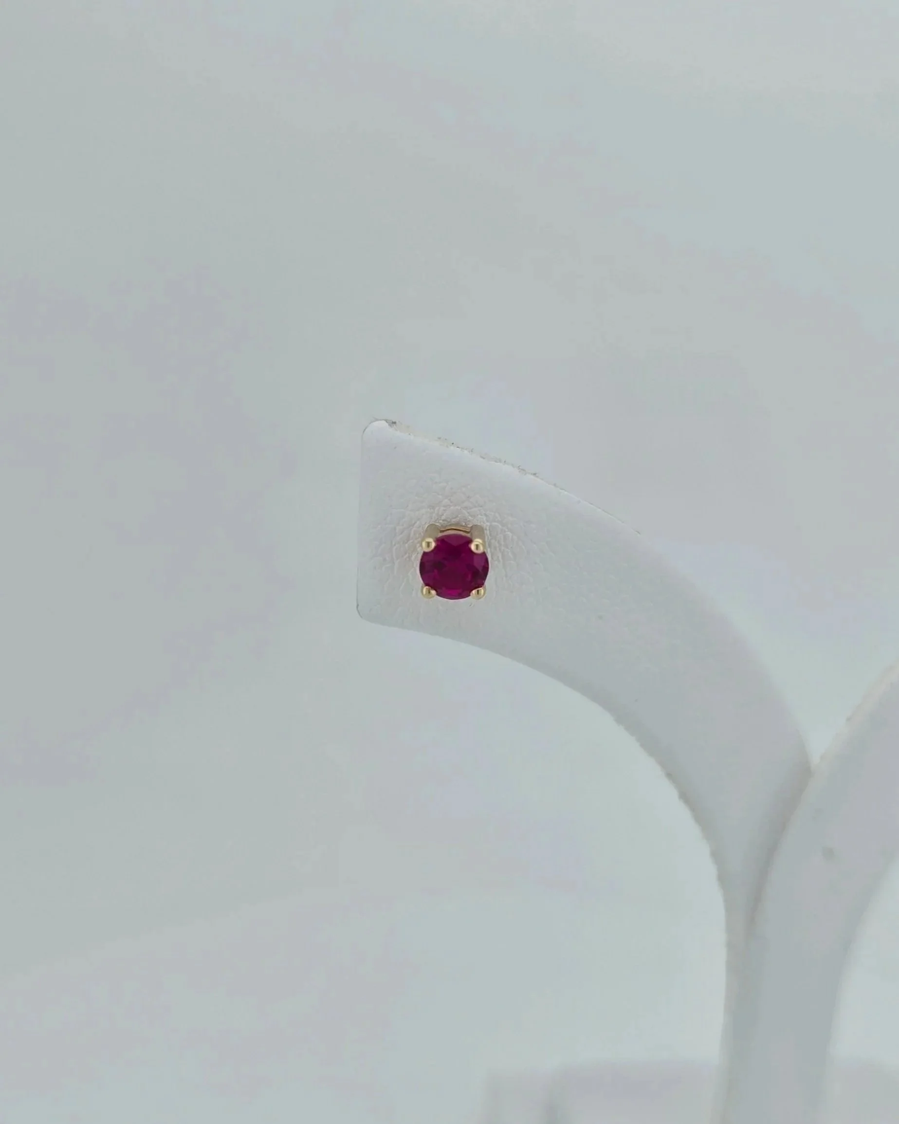 9ct Yellow Gold Synthetic Ruby Stud Earrings