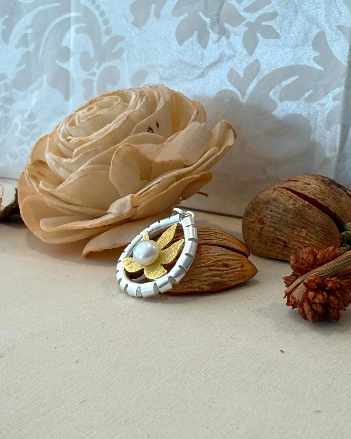 Sterling Silver Pearl & Leaf Pendant