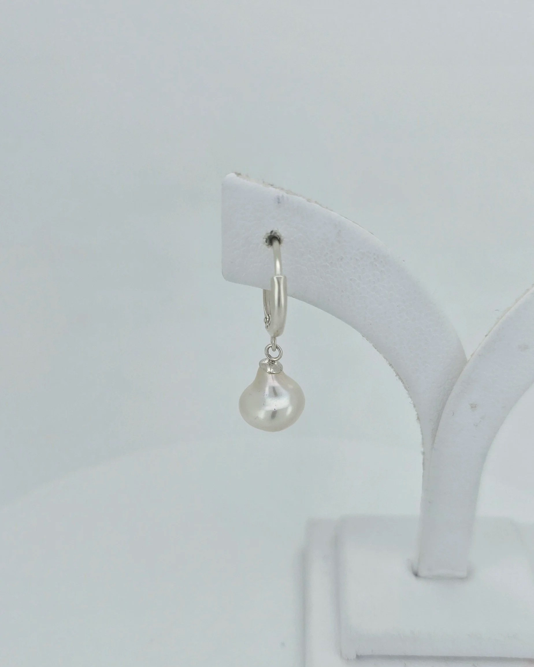 Sterling Silver Keshi Pearl Huggie Earrings