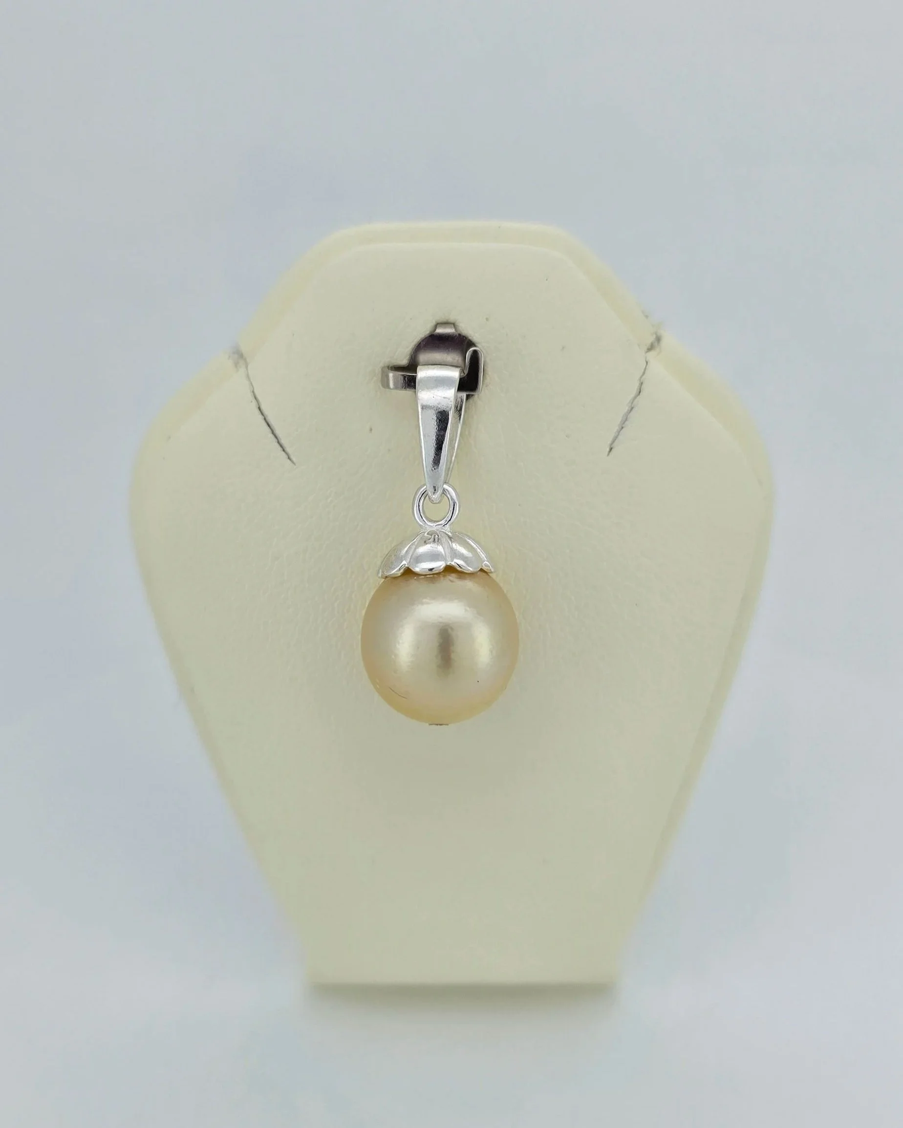 Sterling Silver South Sea Pearl Pendant