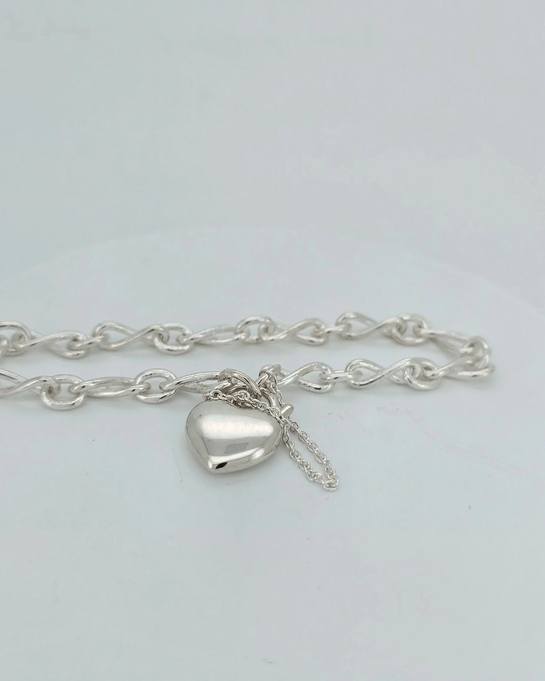 Sterling Silver Infinity 1-1 Figaro Cable bracelet