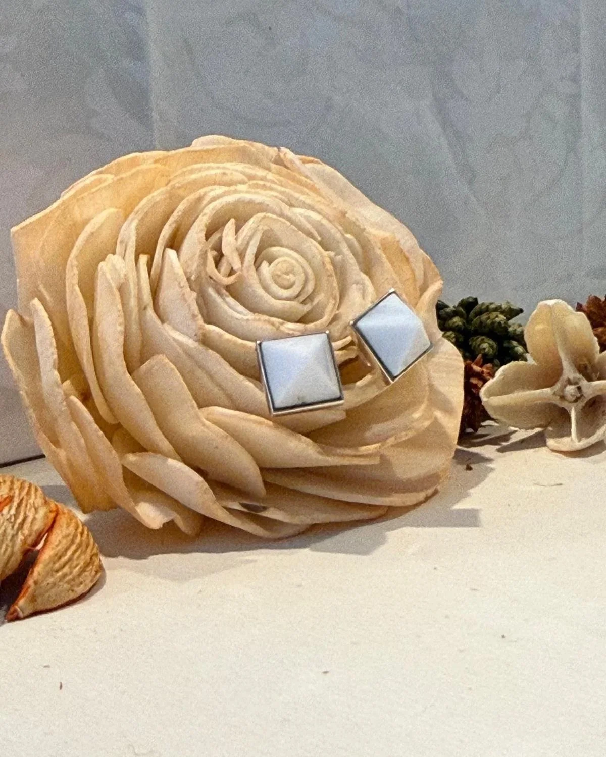 silver 8mm square white agate studs