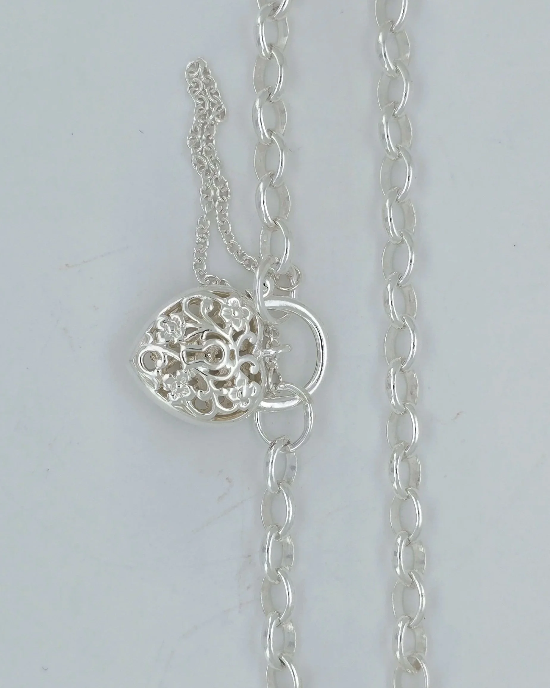 Sterling Silver Oval Belcher Bracelet with Filigree Padlock