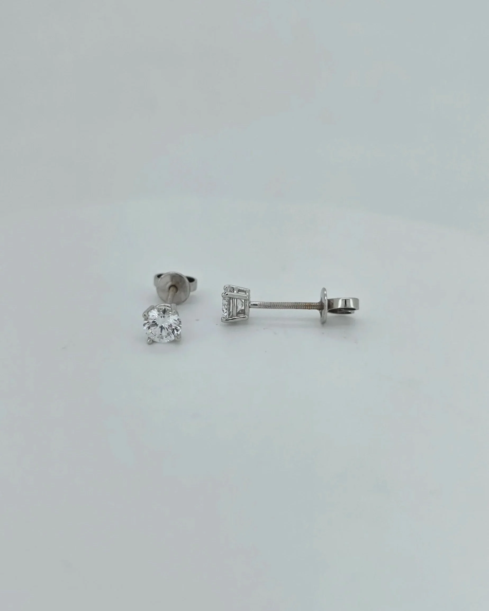 18ct White Gold Lab Diamond Stud Earrings