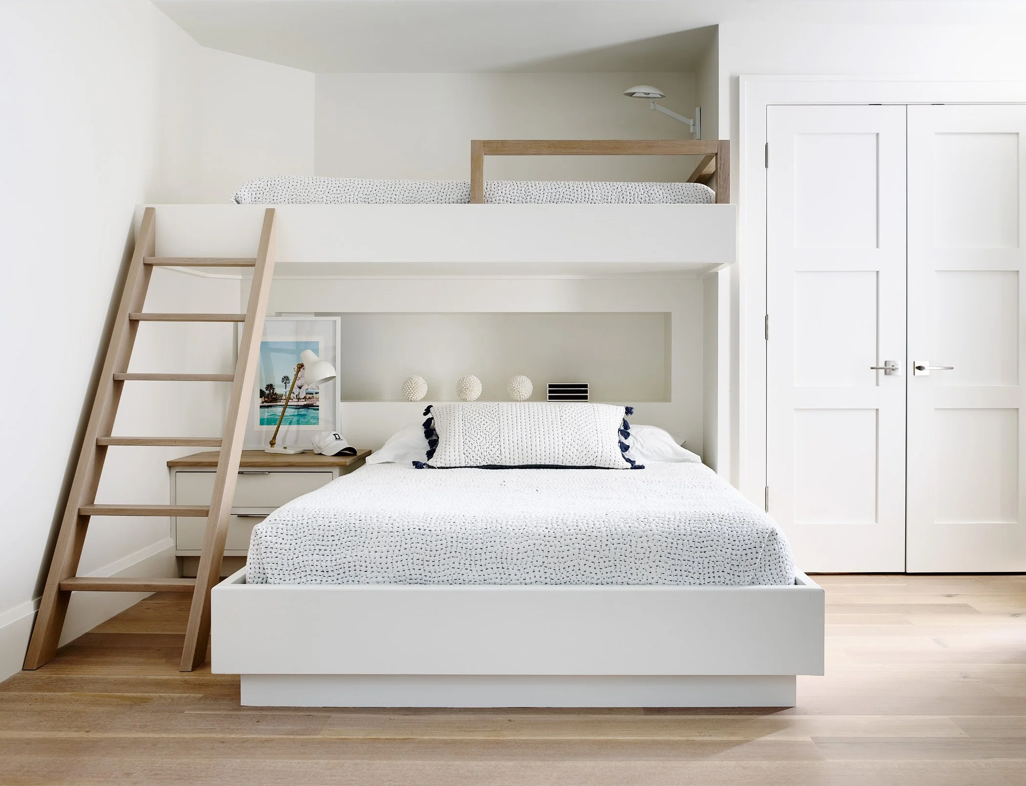 JaredKuzia_SaltonstallHayes_Dartmouth_BunkBeds_S.jpg