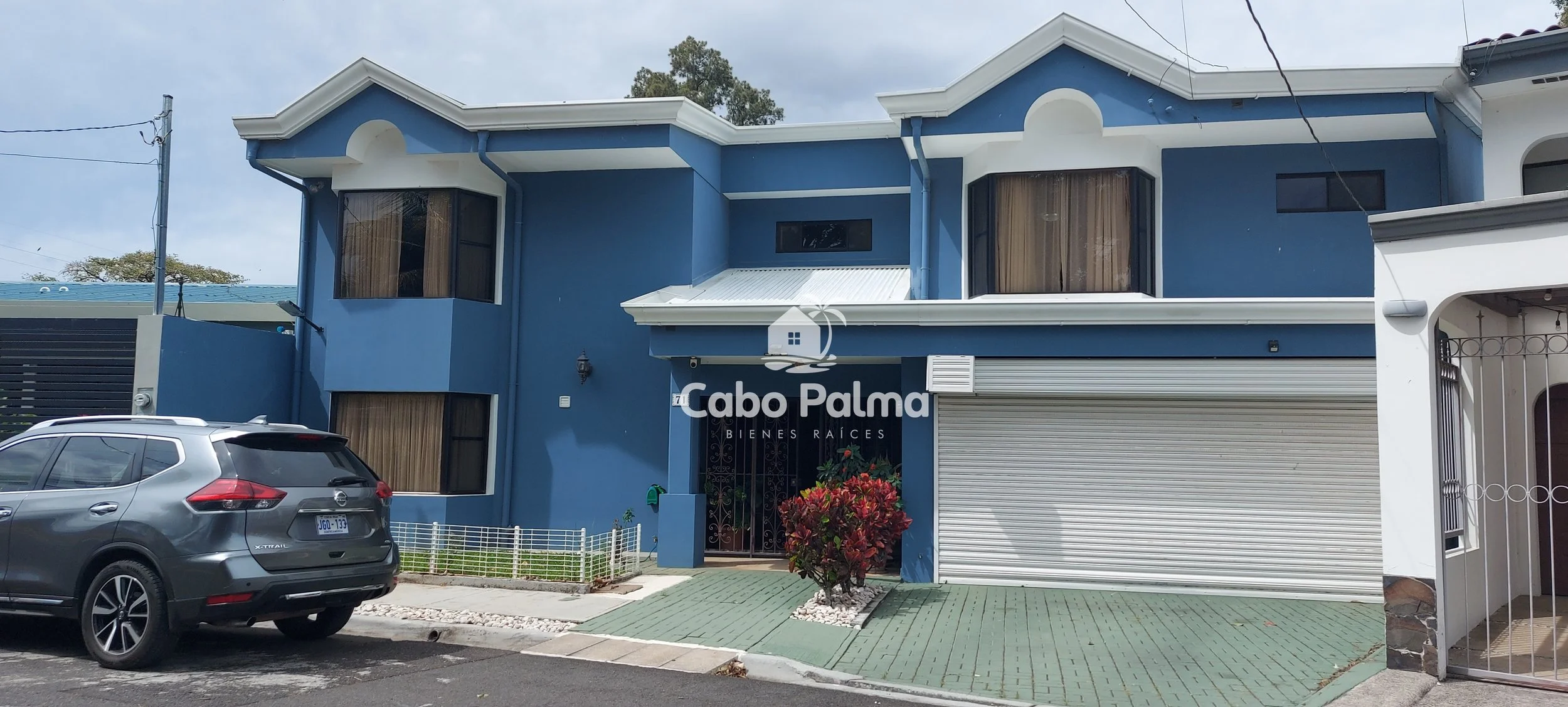 Residencial Los Arcos, Heredia | Área terreno 408 m2 / Área construcción 470 m2 | $580.000