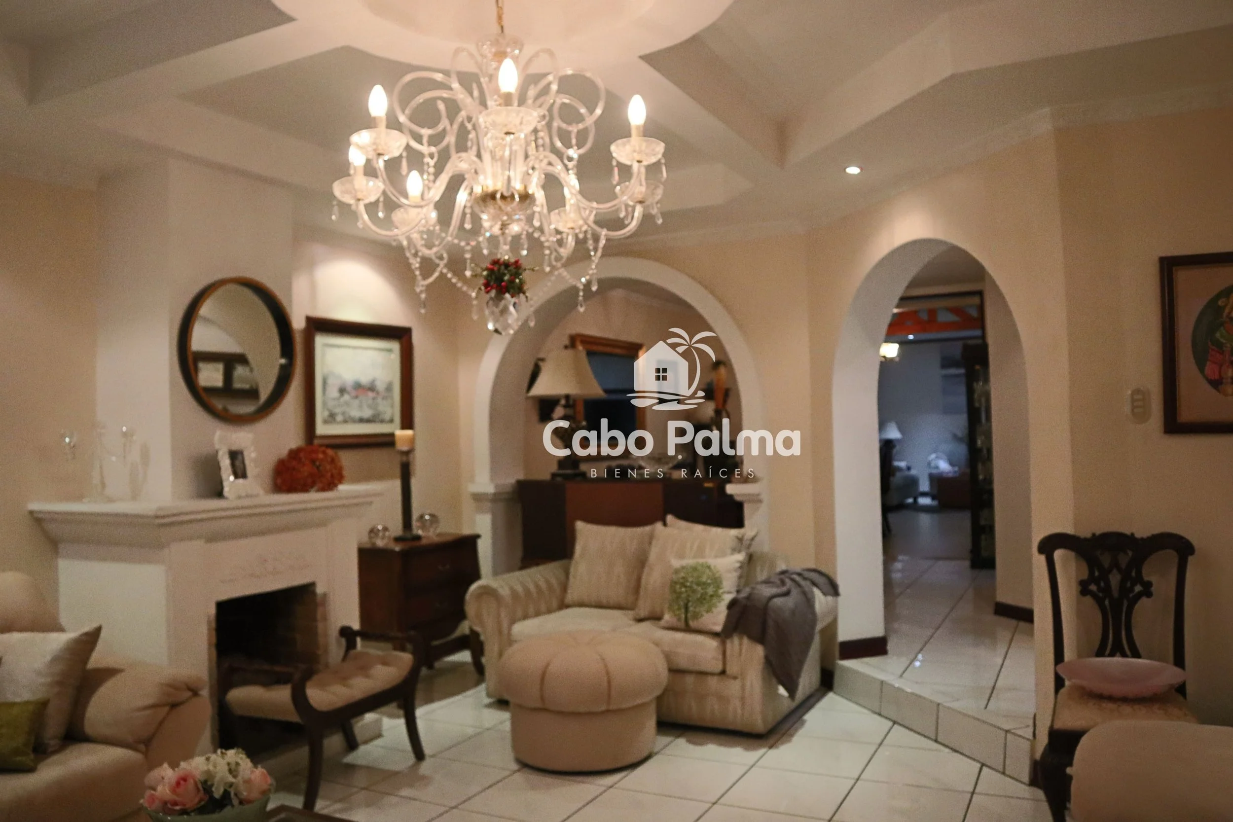 Lomas de Ayarco, Curridabat | Área construcción 337 m2 | $335.000