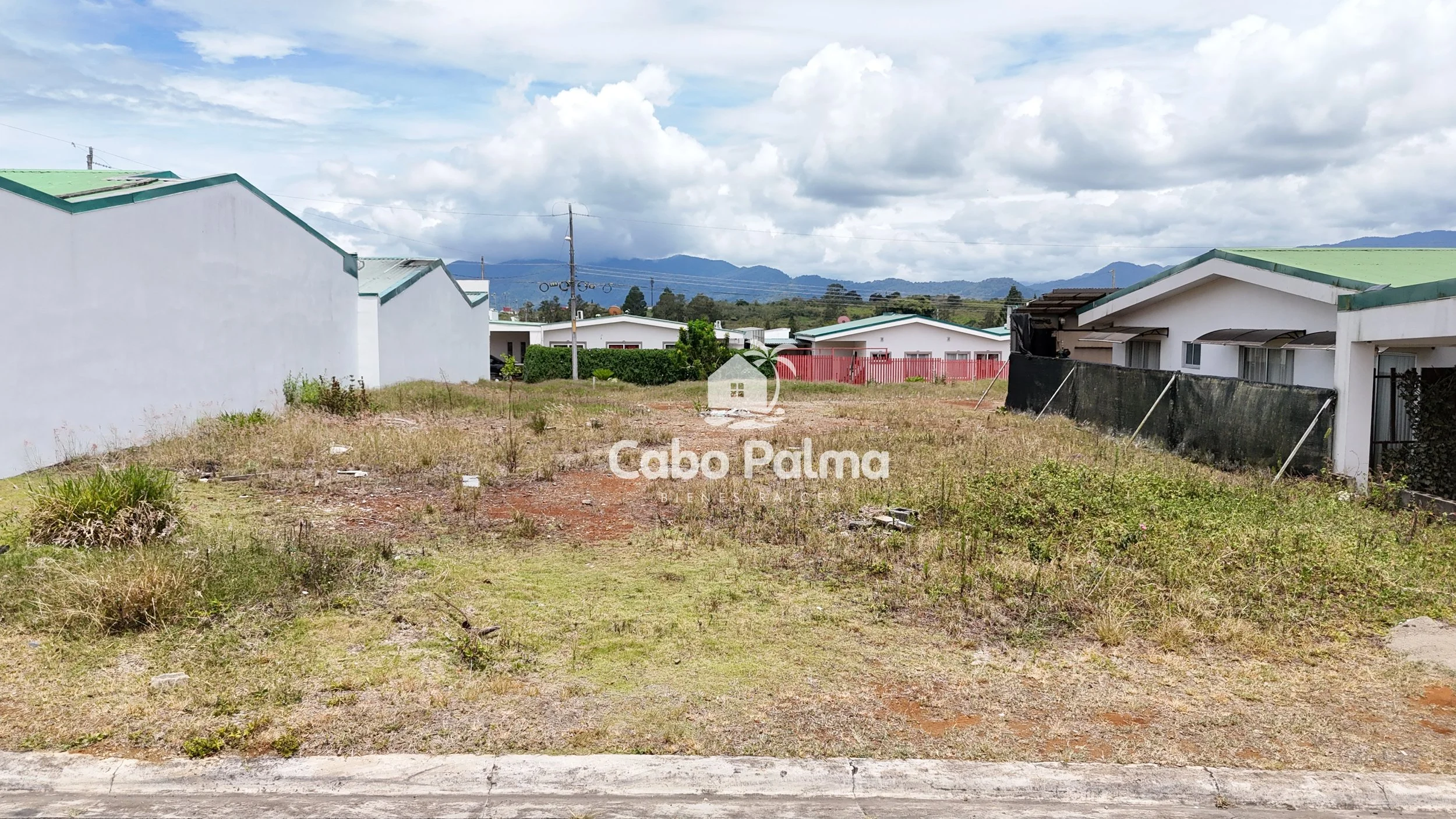 Condominio Los Helechos, Paraíso, Cartago | Área 160 m2| ₡ 26.000.000