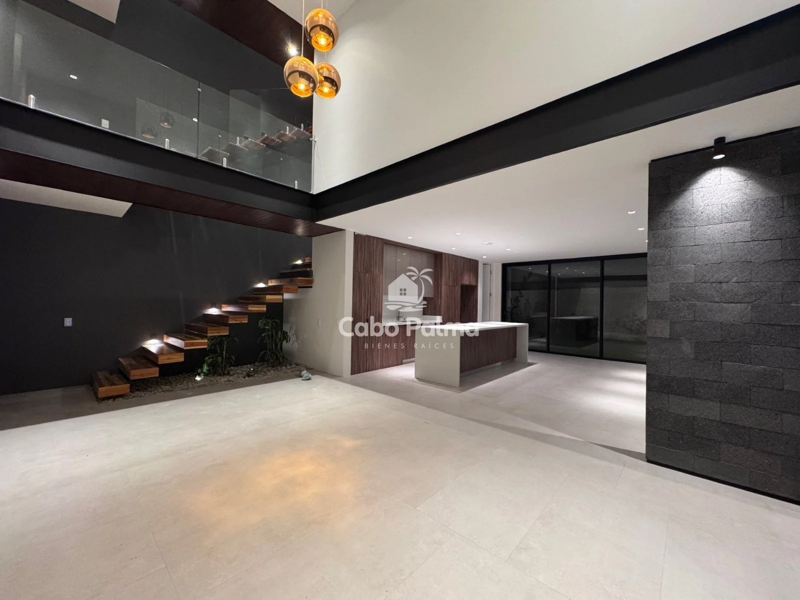 Avenida del Este, Curridabat | Diseño y construcción personalizados | ₡200.000.000
