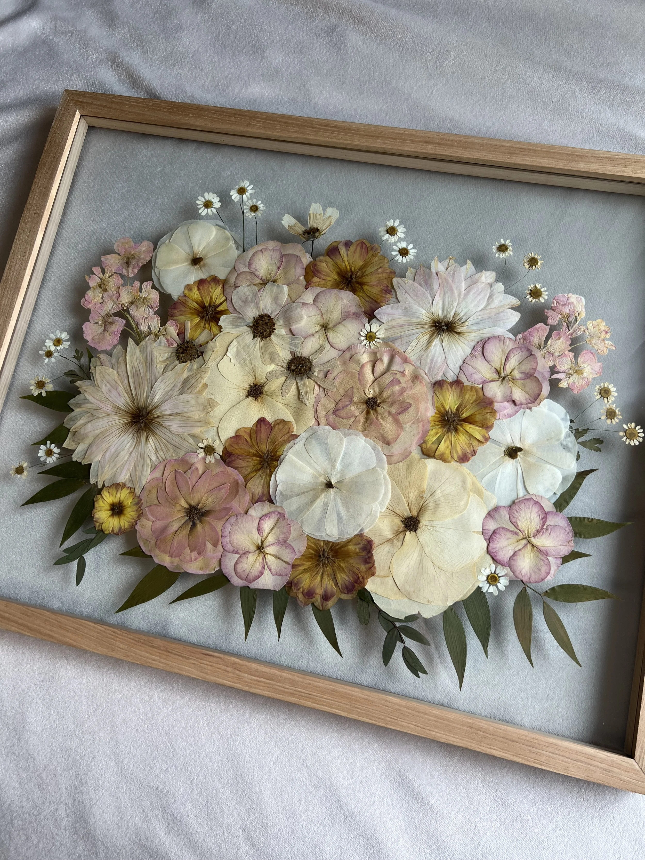 16x20 Bunched Whimsy Oak 1.jpeg