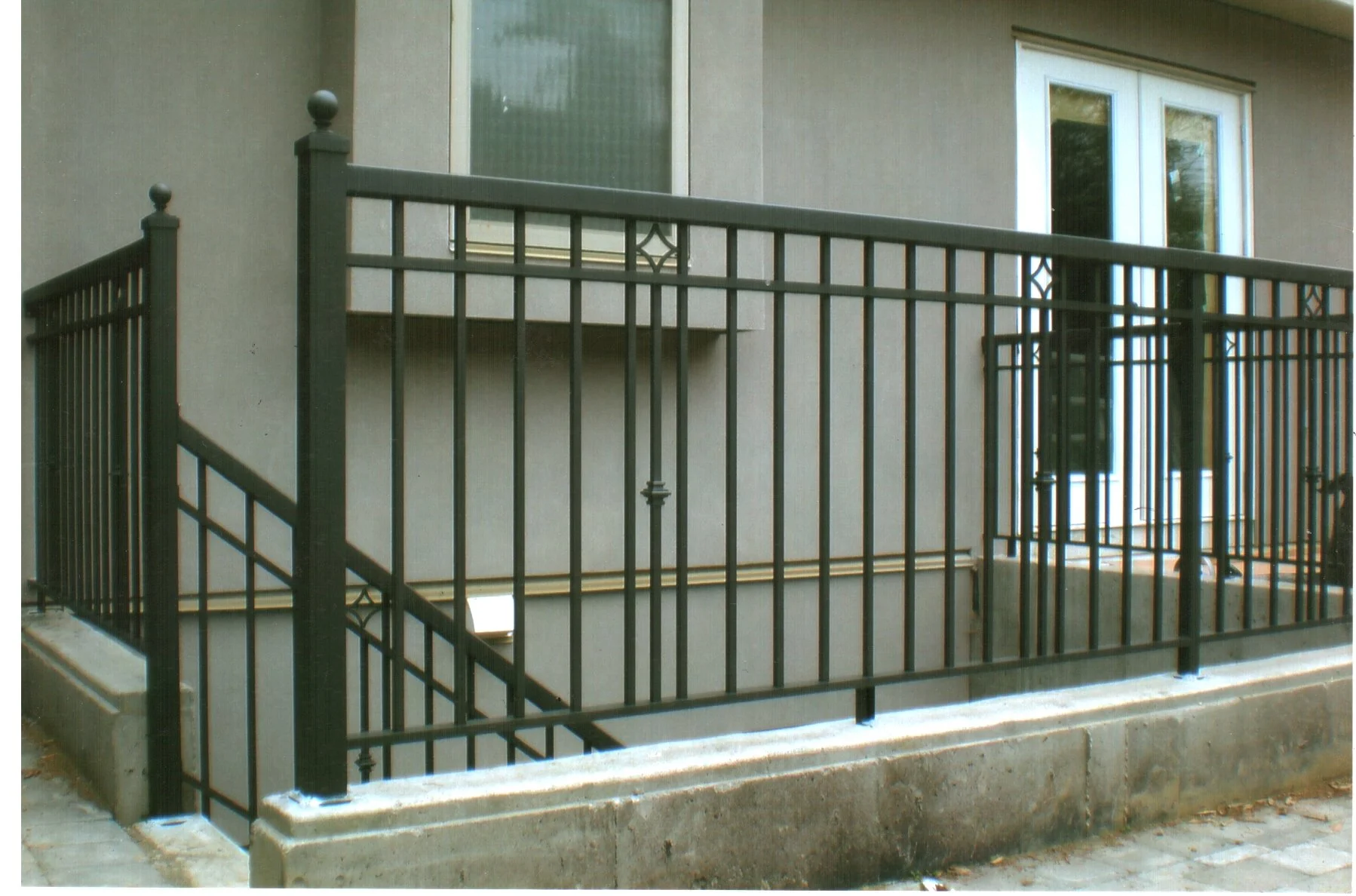 Railings (98).jpg
